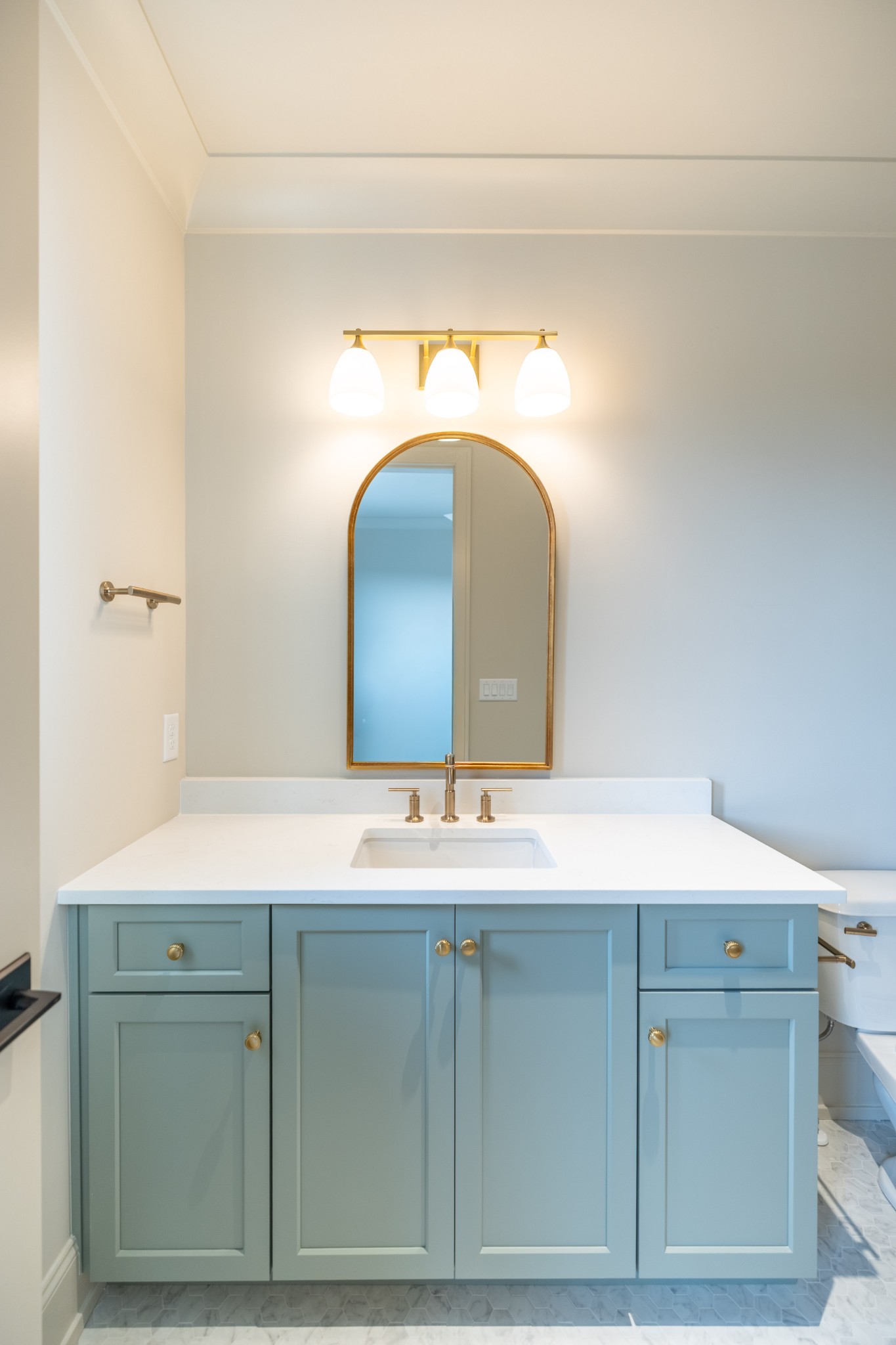 6064 Porters Union Way