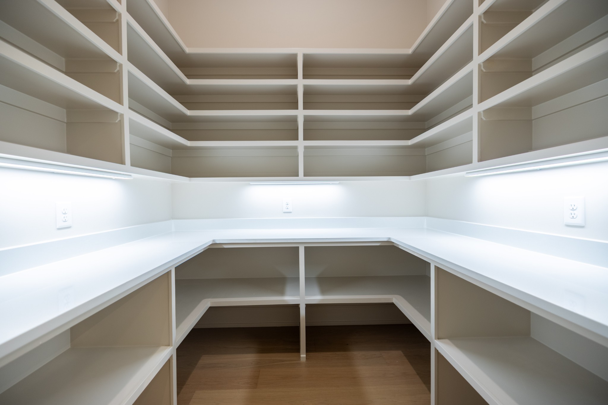 6064 Porters Union Way