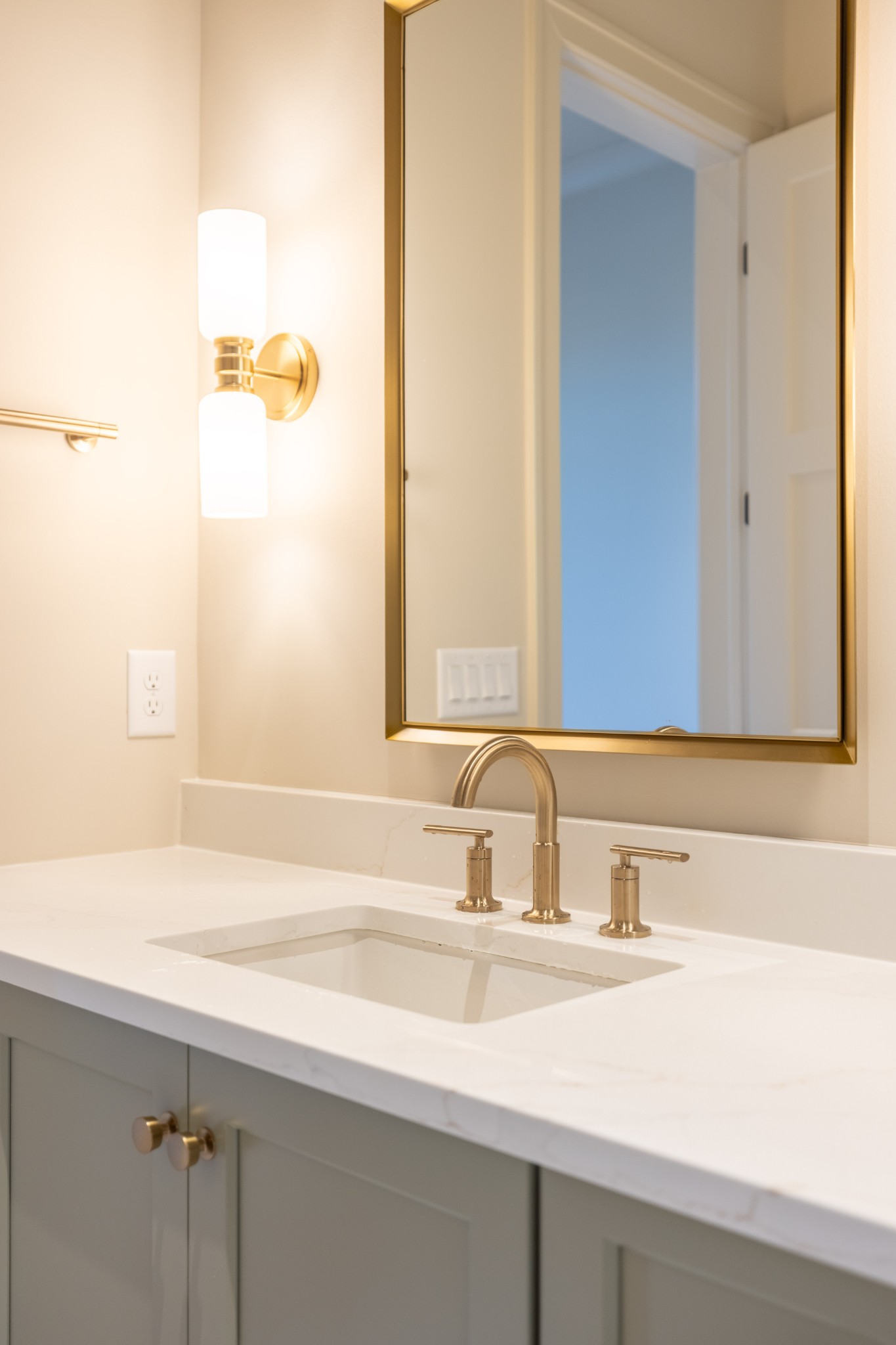 6064 Porters Union Way