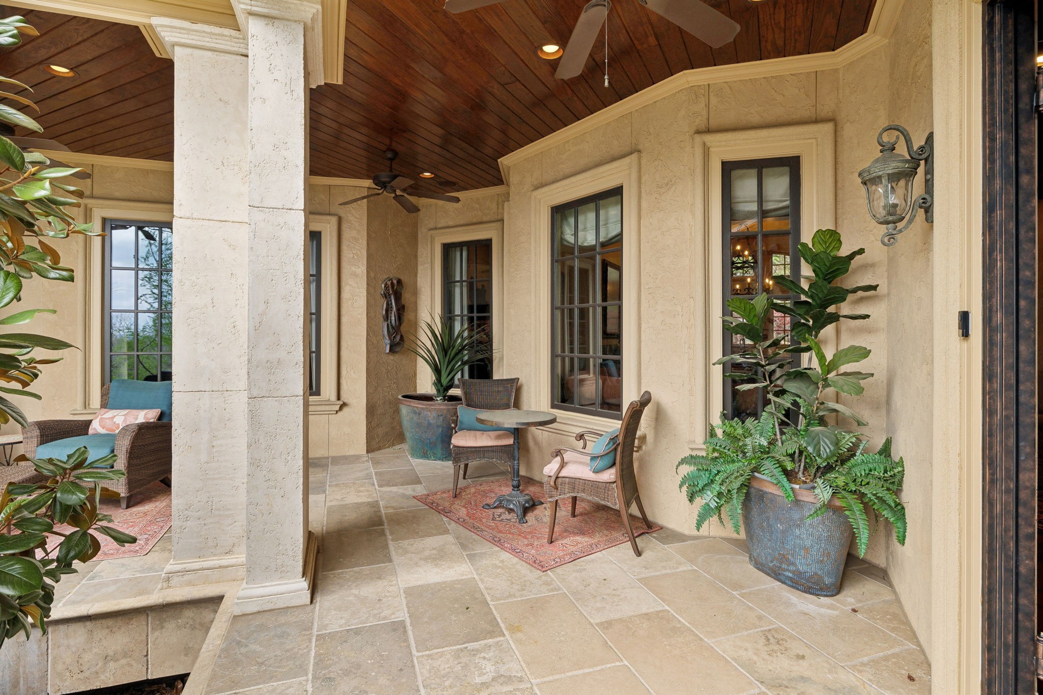 128 Woodward Hills Pl