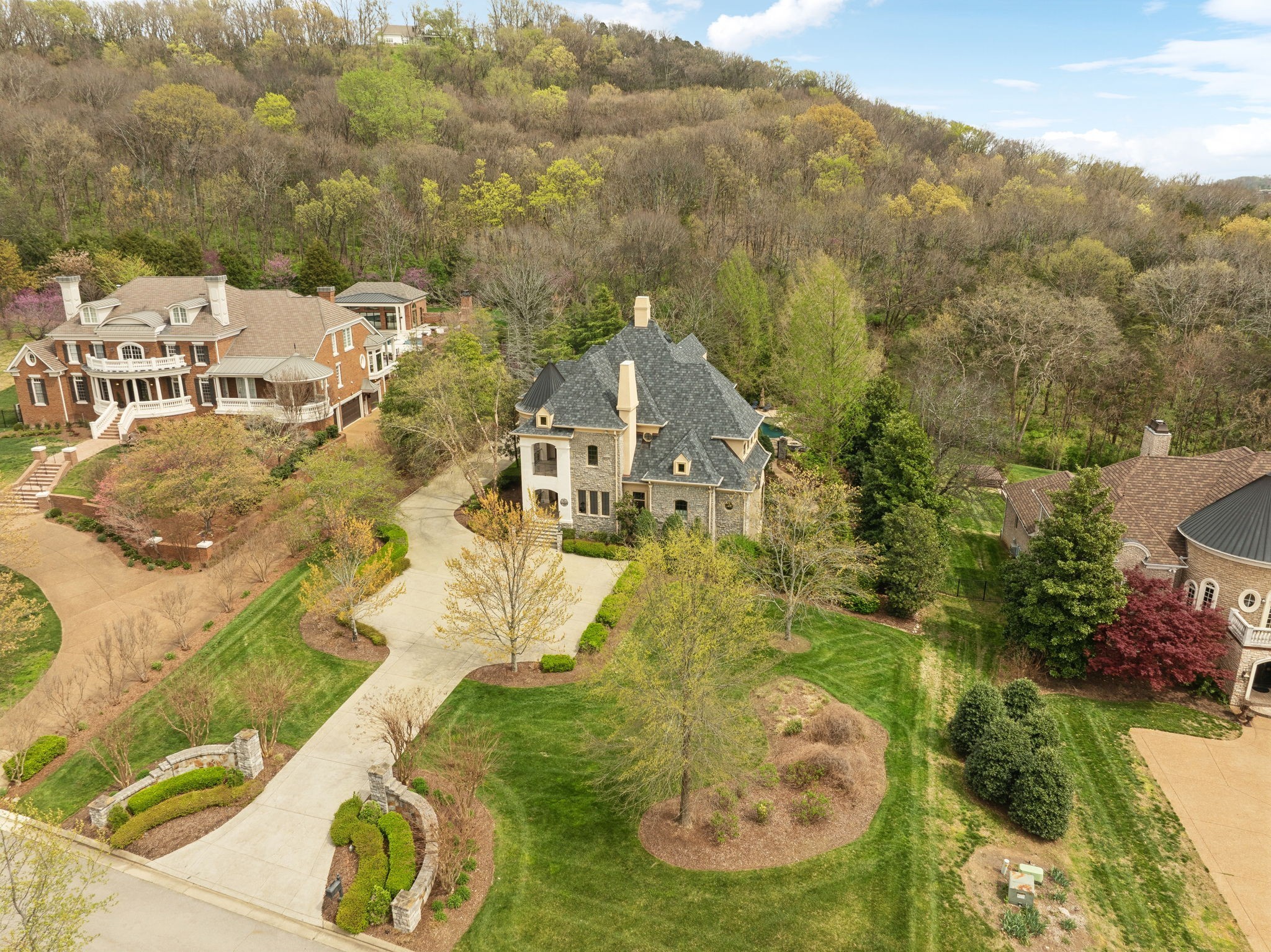 128 Woodward Hills Pl