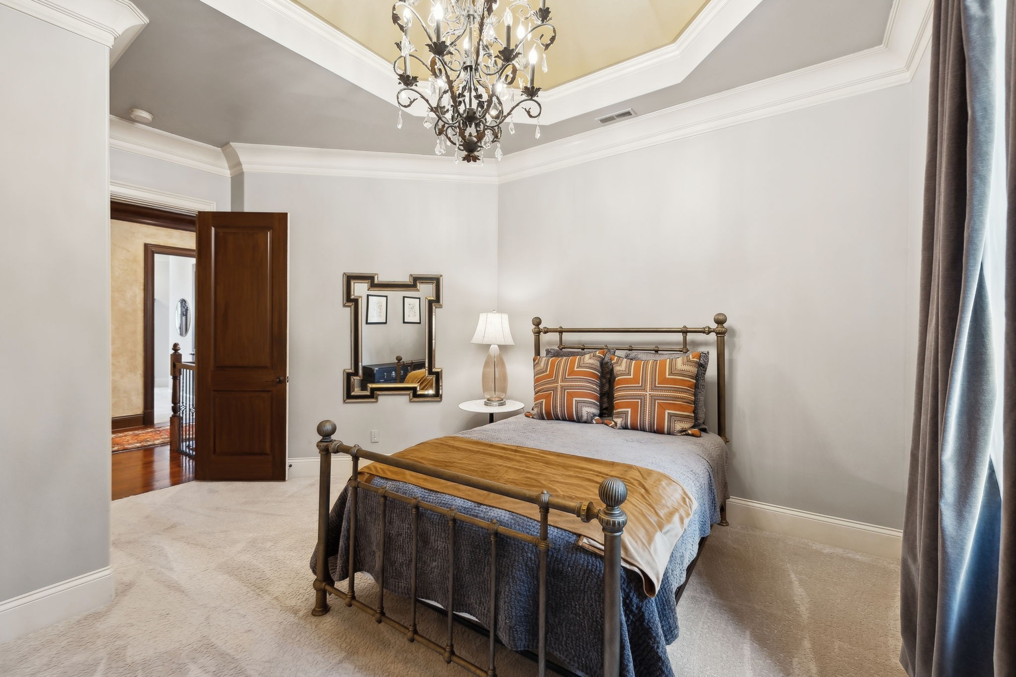 128 Woodward Hills Pl