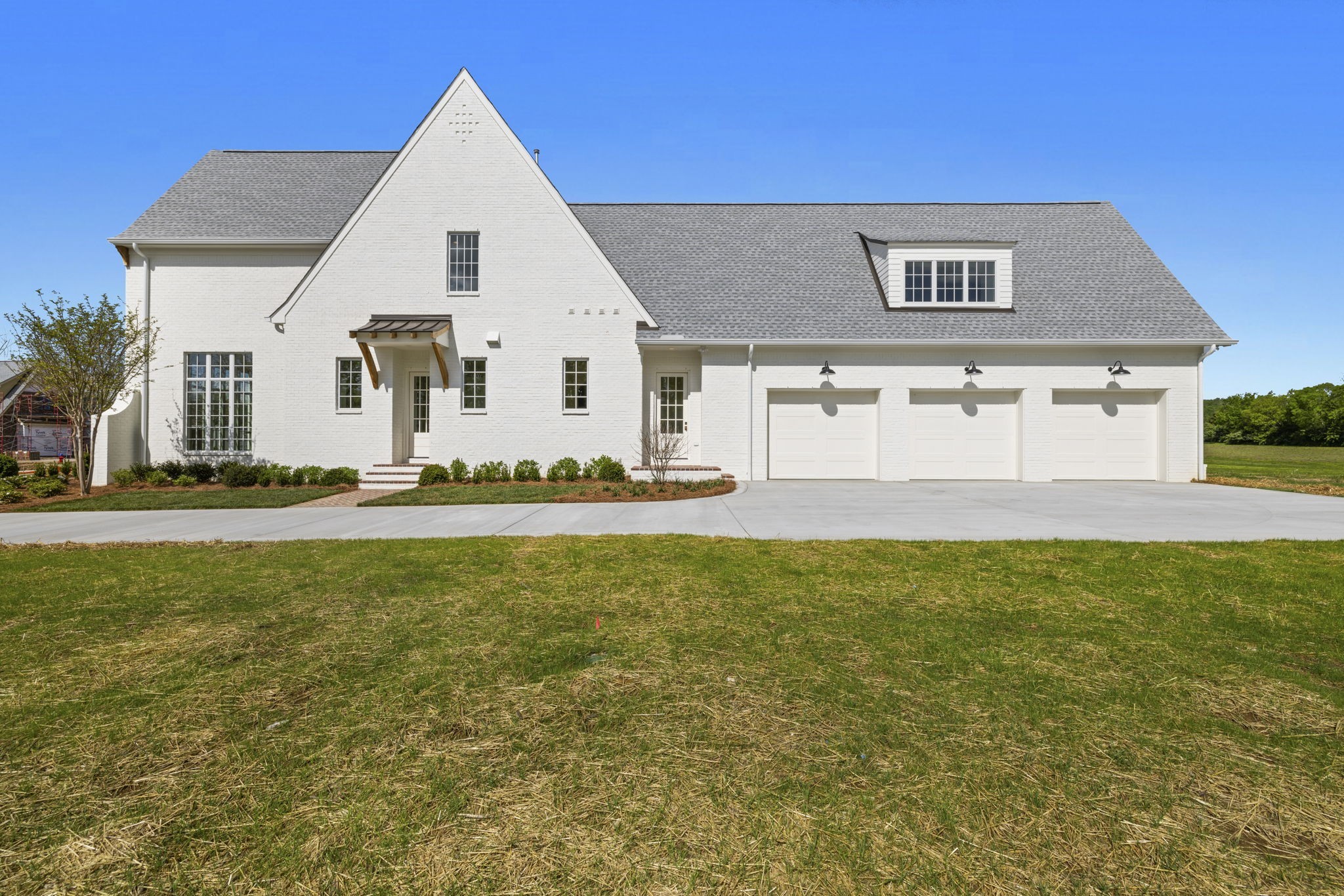 6034 Frazier Park Ln