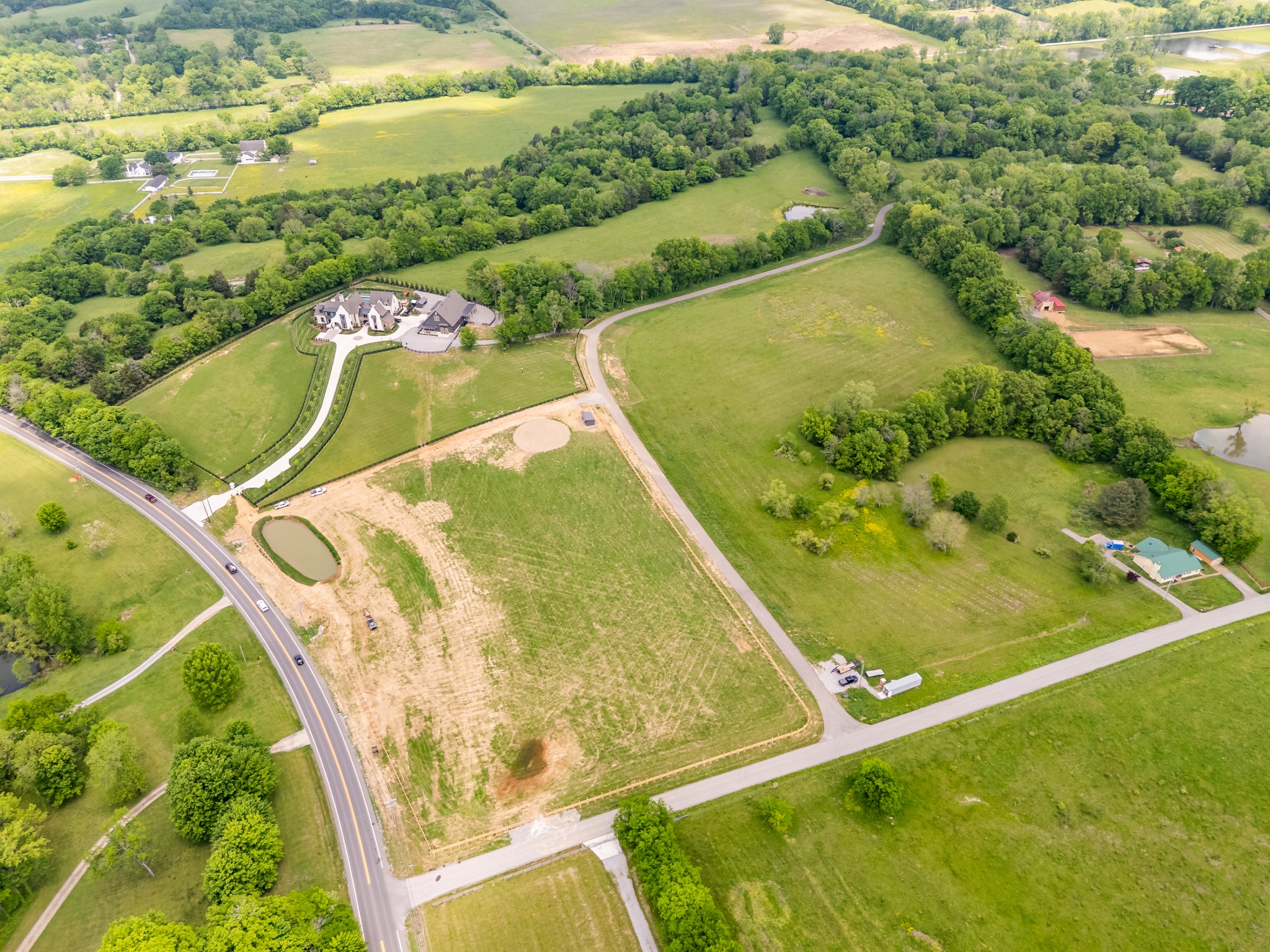 9016 Possum Trot Trail