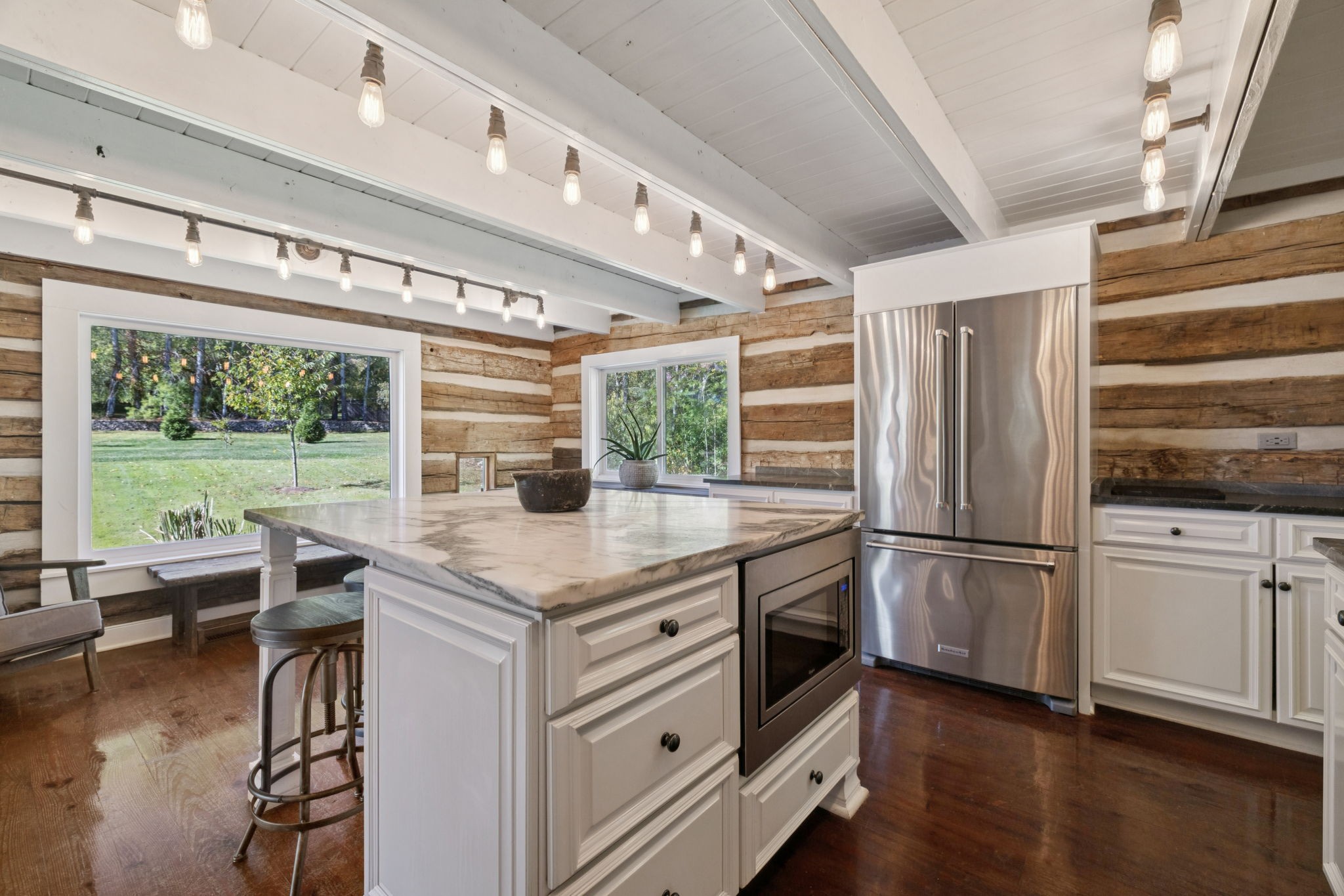 2060 Old Hillsboro Rd