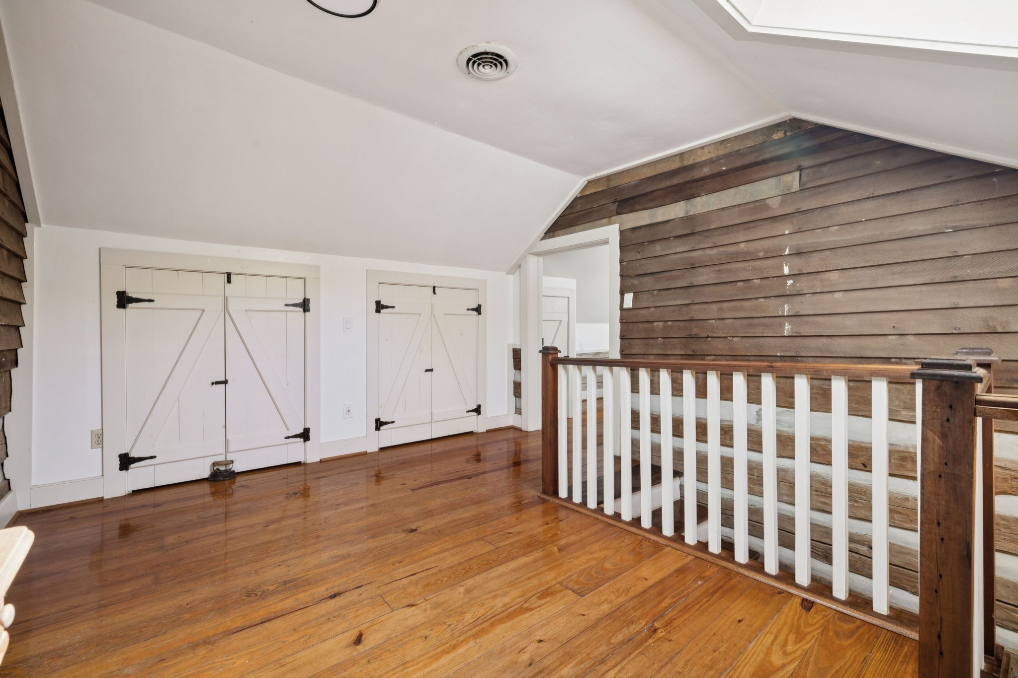 2060 Old Hillsboro Rd