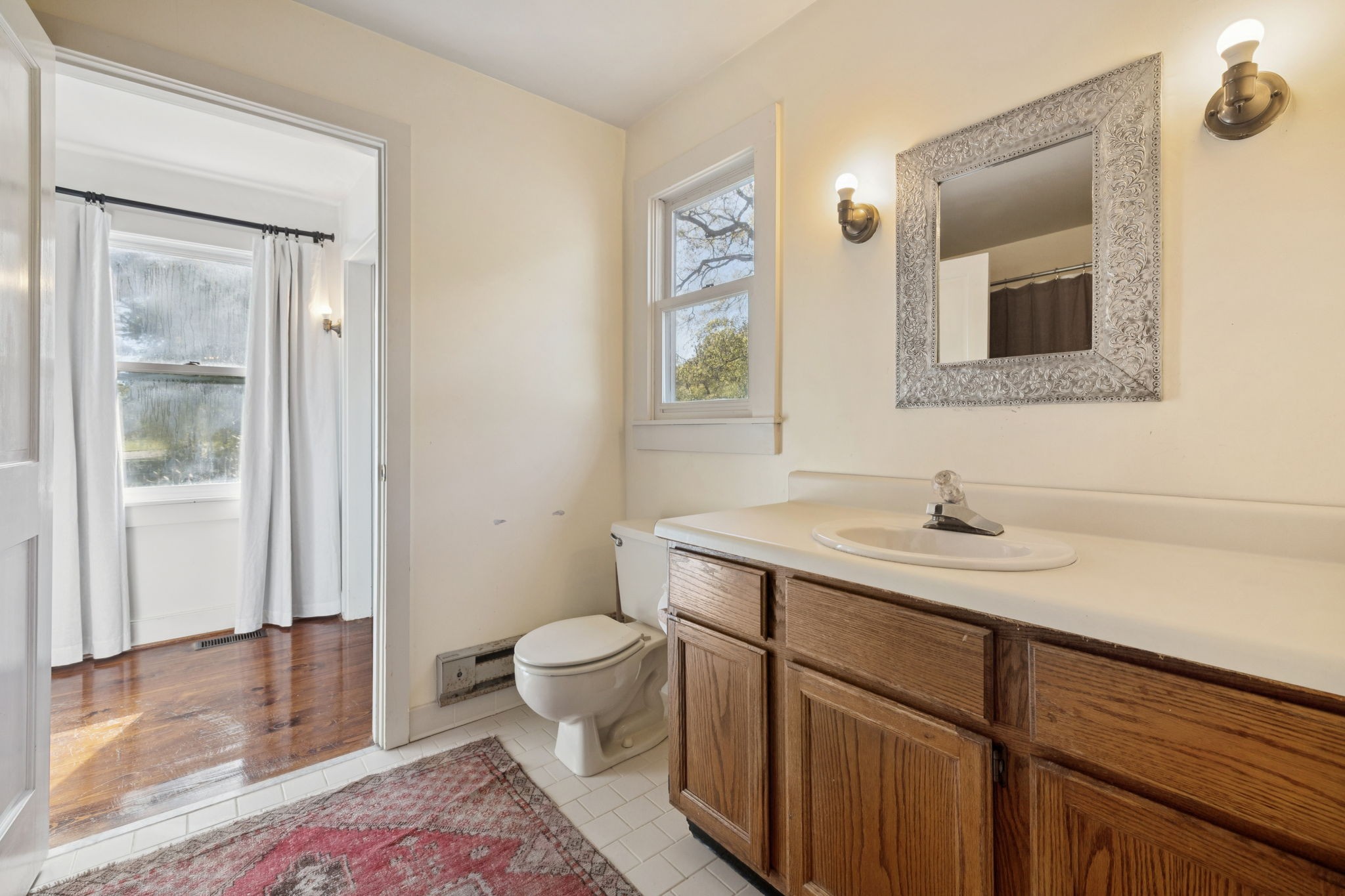 2060 Old Hillsboro Rd