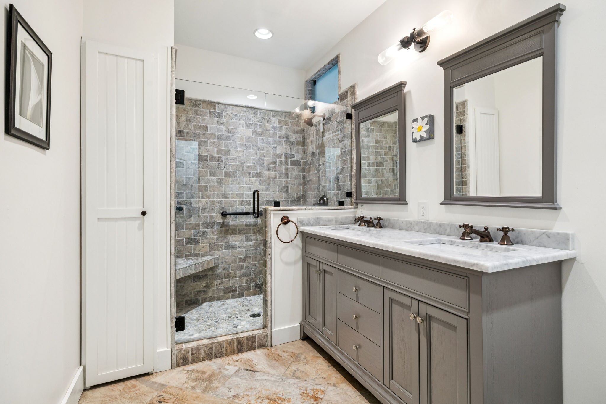 2060 Old Hillsboro Rd