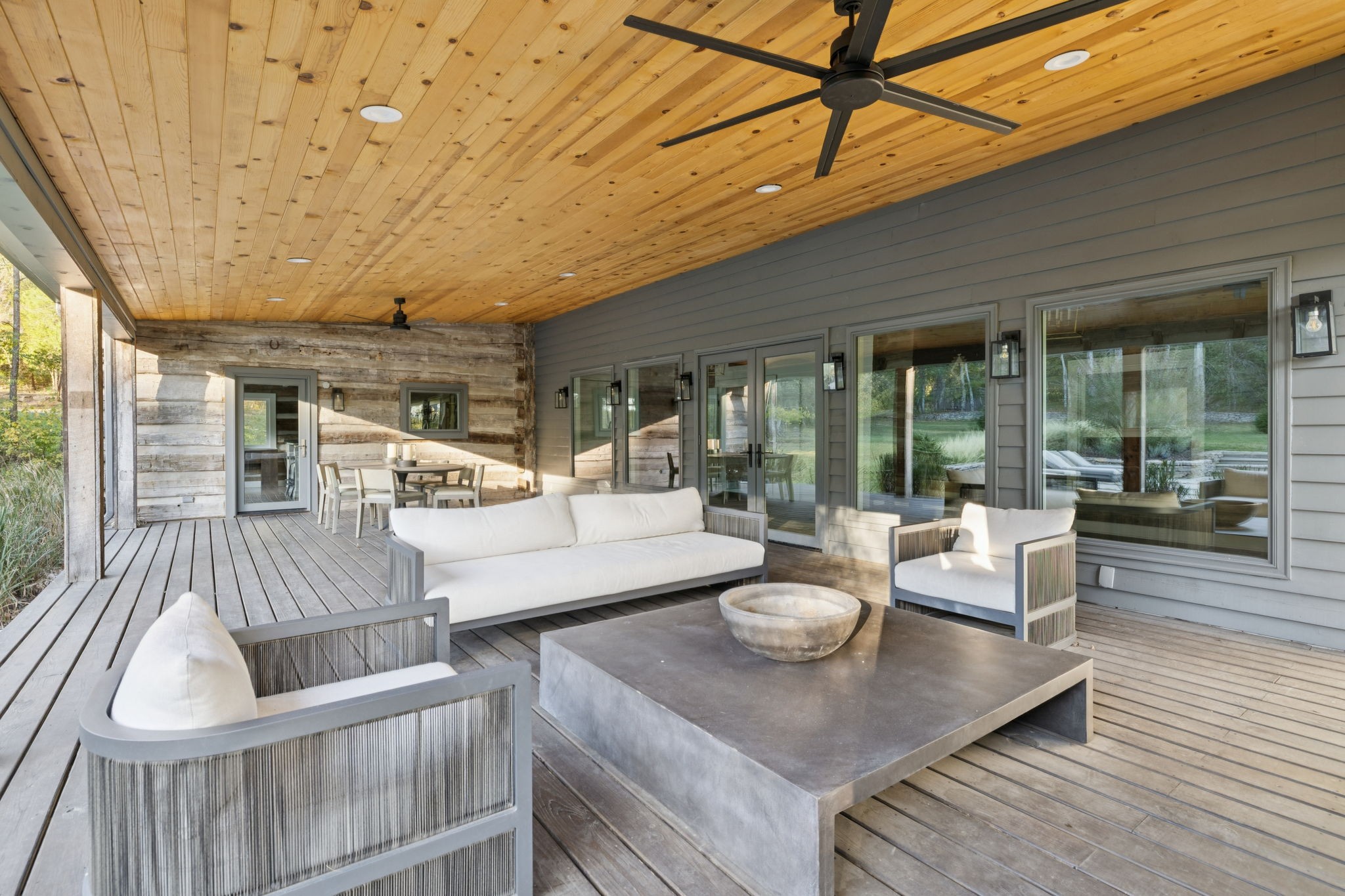 2060 Old Hillsboro Rd