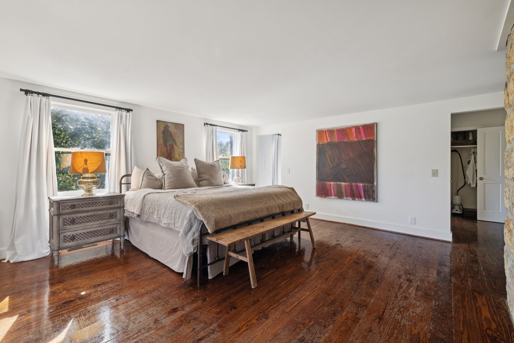 2060 Old Hillsboro Rd