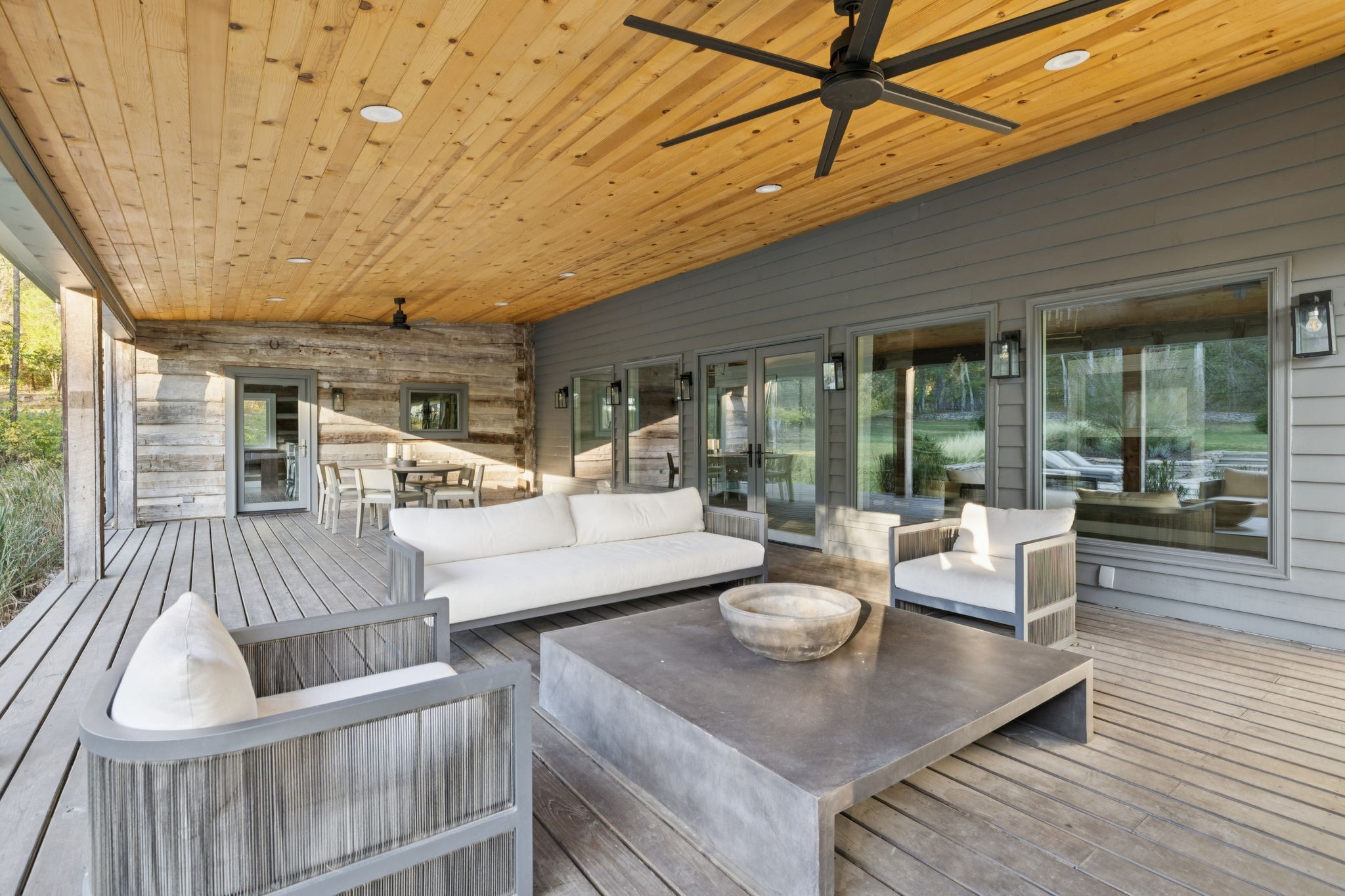 2060 Old Hillsboro Rd