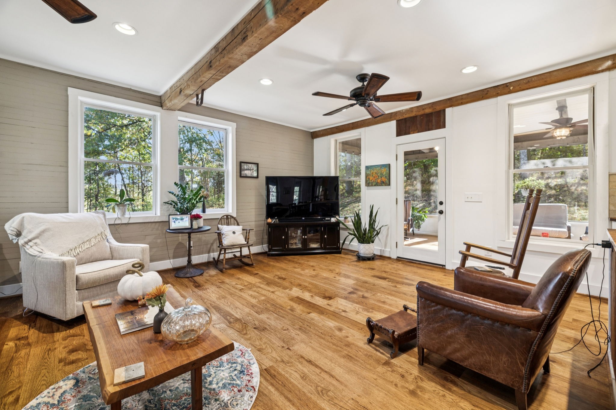 2064 Old Hillsboro Rd