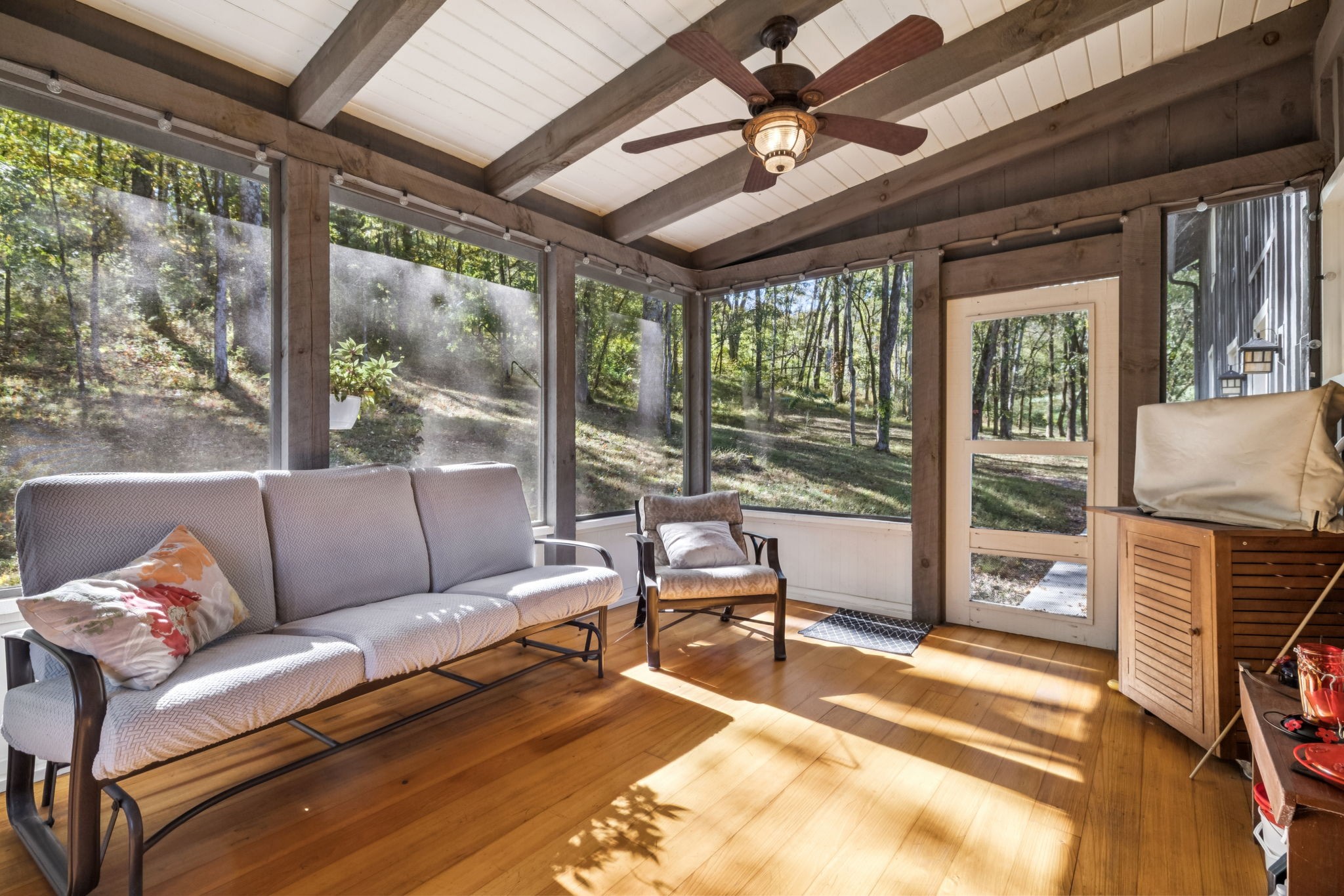 2064 Old Hillsboro Rd