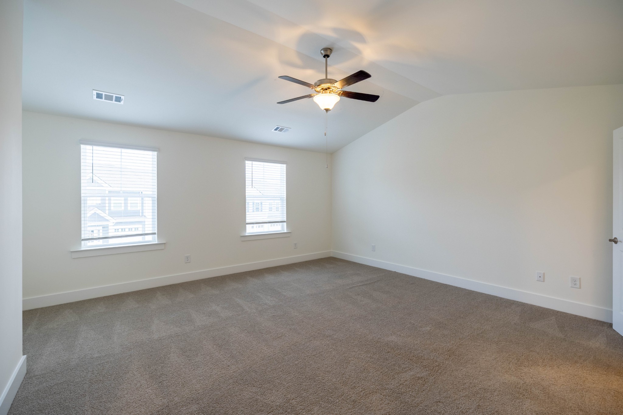 1103 Sweetleaf Dr