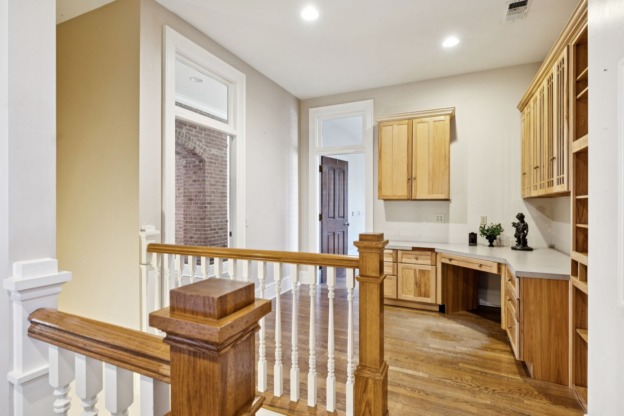 214 3rd Ave, S