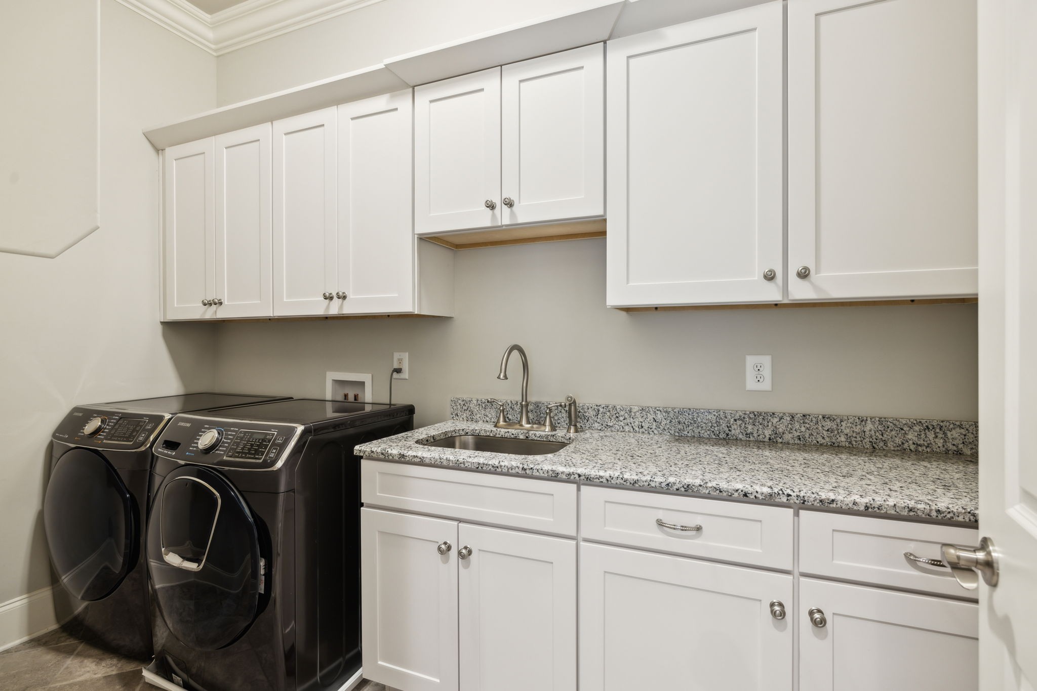 9559 Hampton Reserve Dr