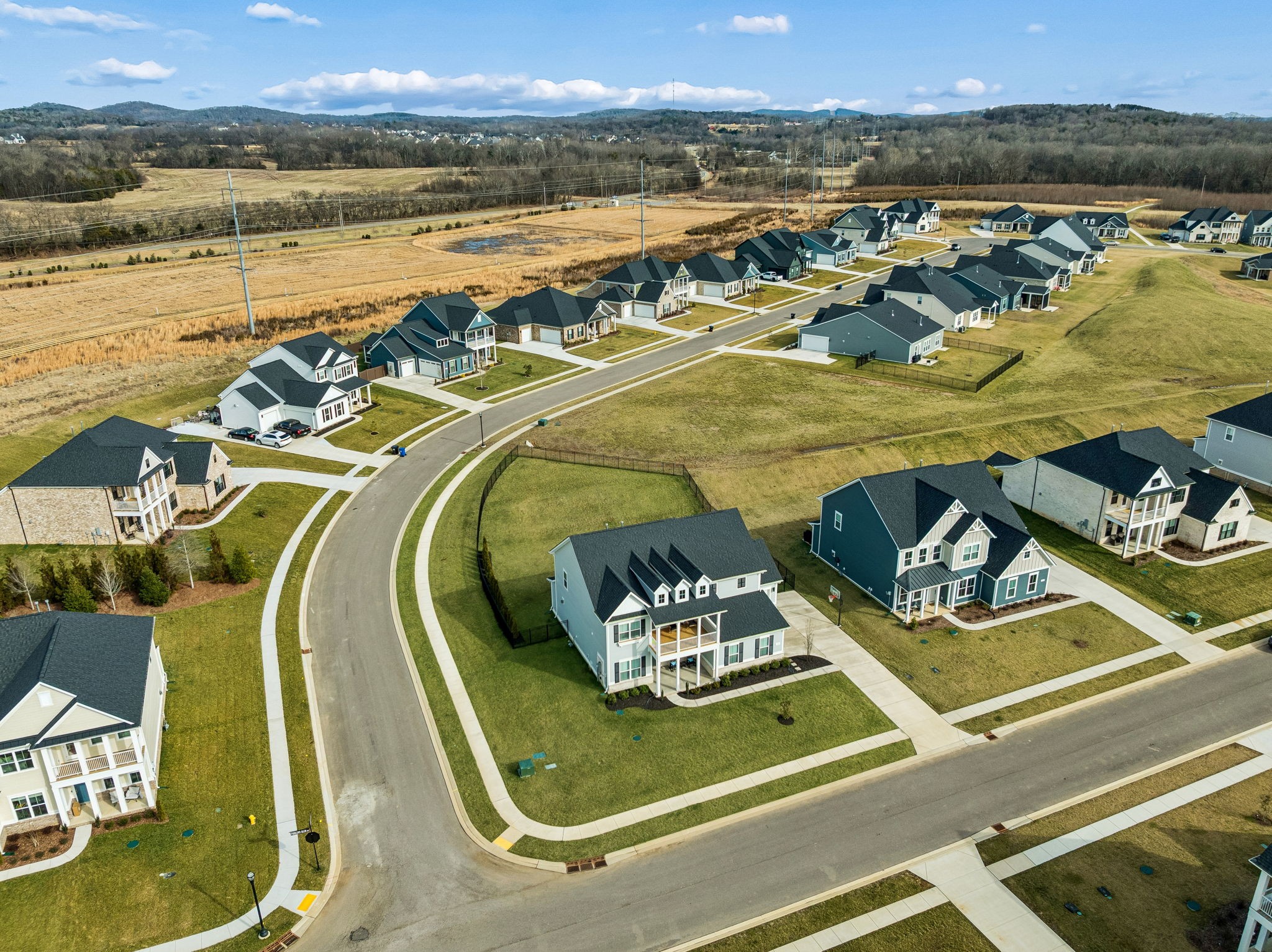 7283 Fiddlers Glen Dr