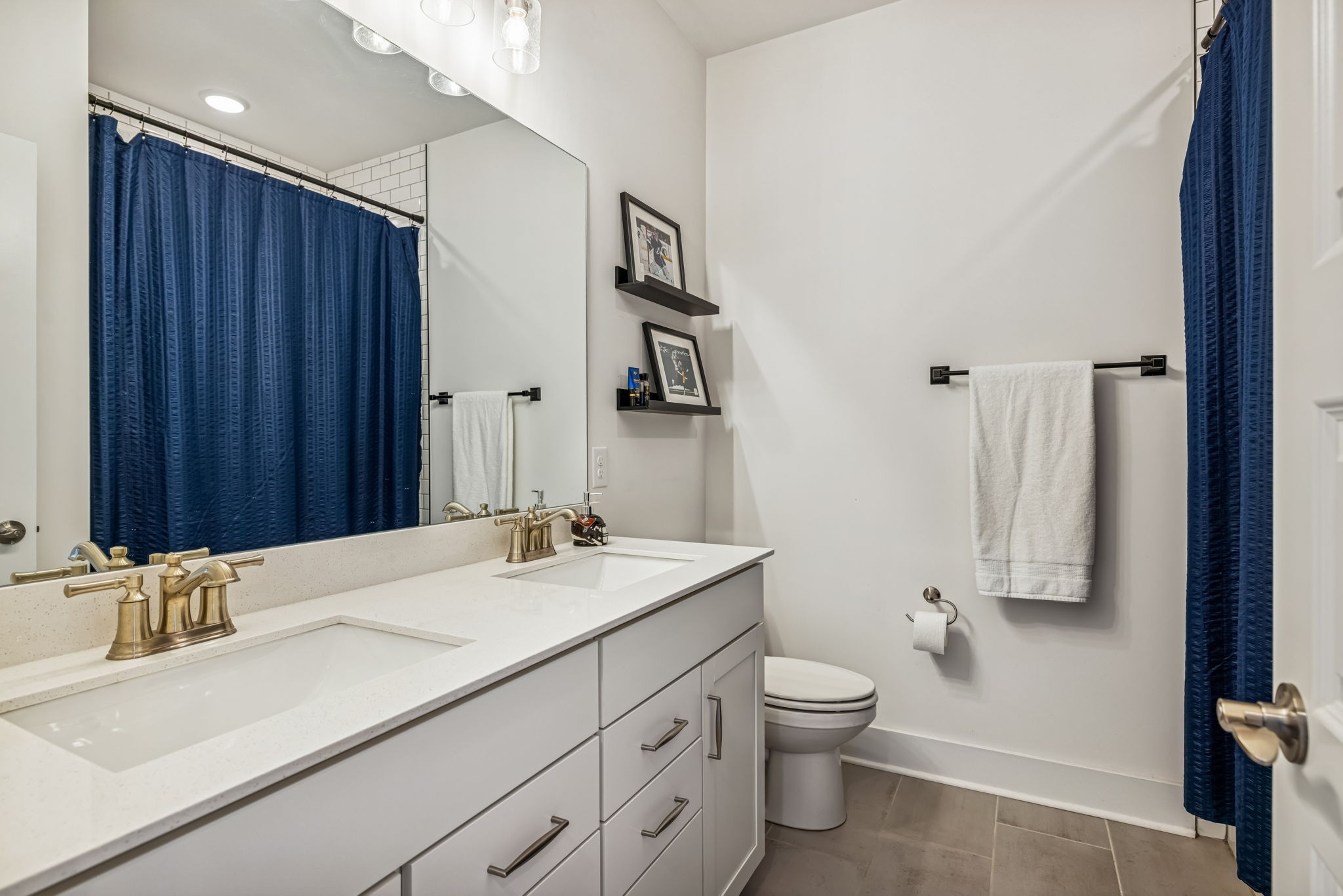 7283 Fiddlers Glen Dr