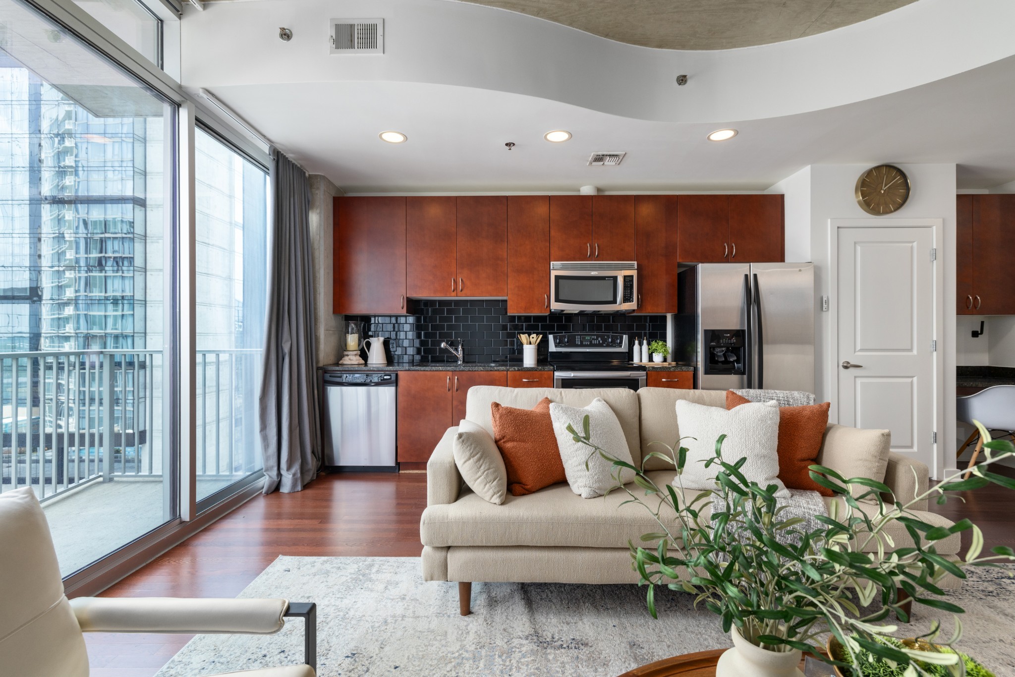 301 Demonbreun St Unit: 1307