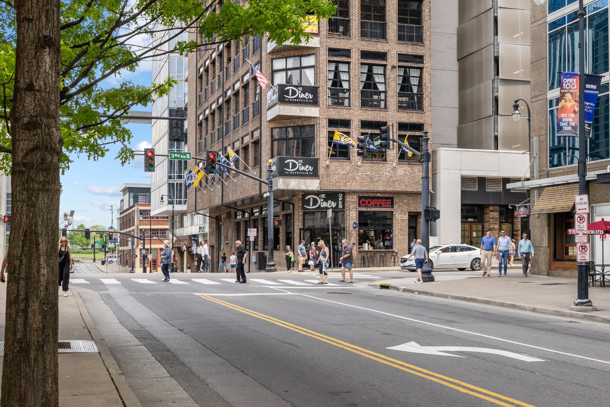 301 Demonbreun St Unit: 1307