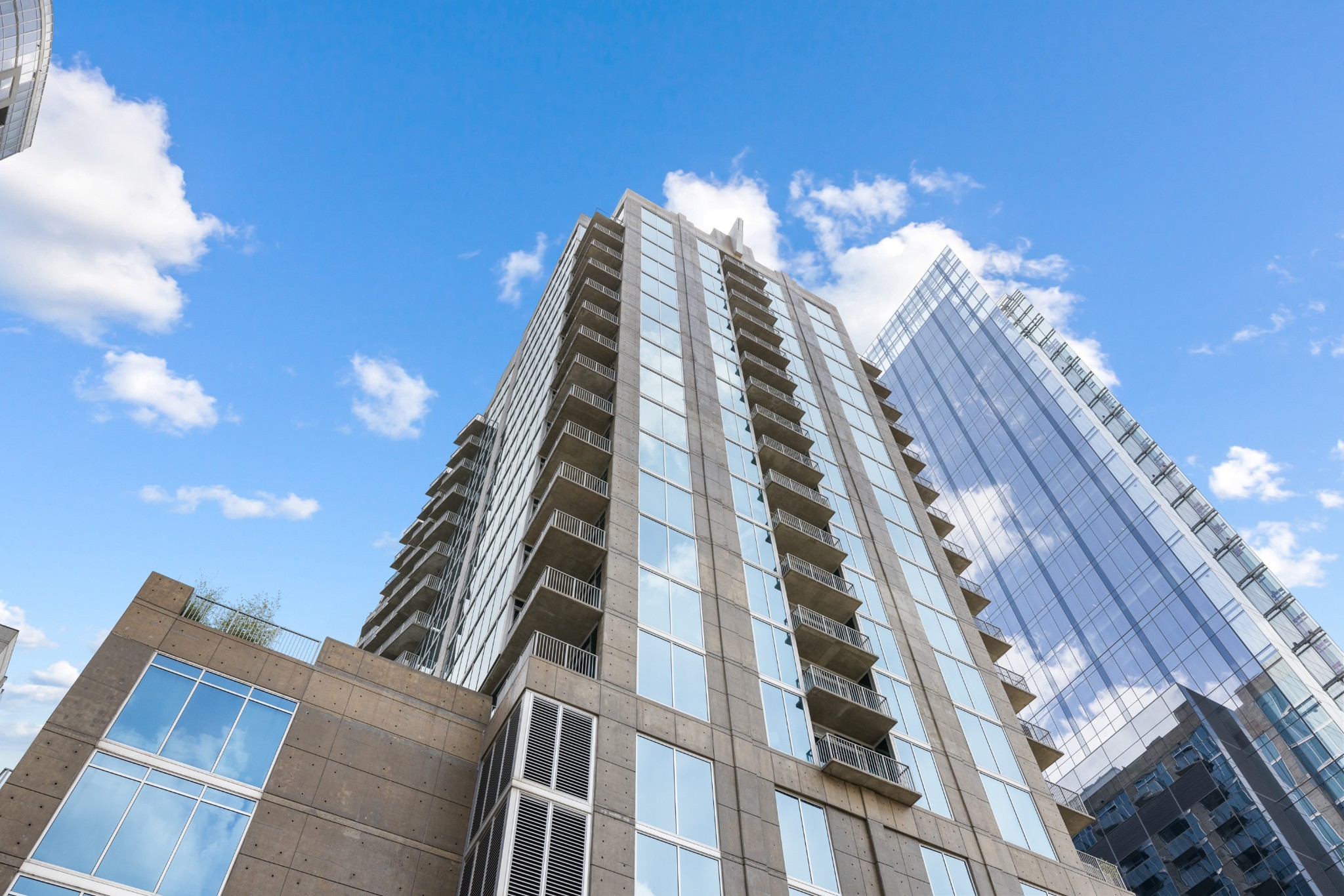 301 Demonbreun St Unit: 1307