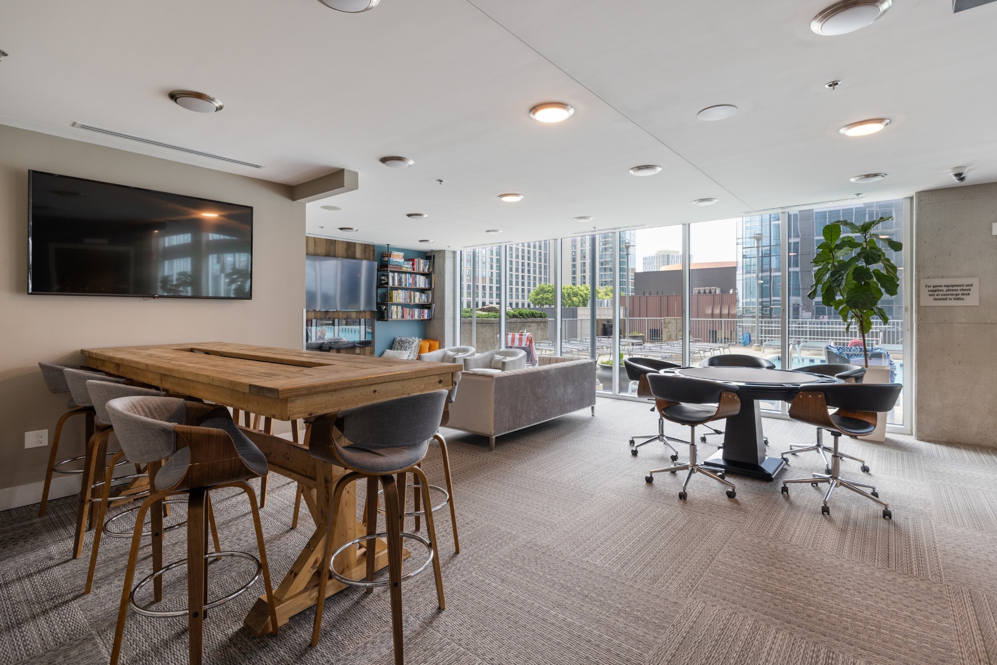 301 Demonbreun St Unit: 1307