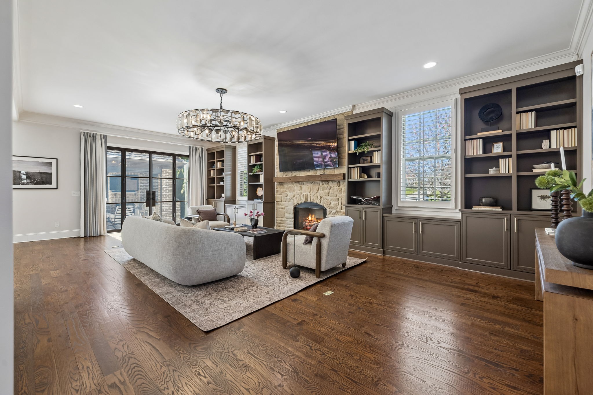 7201 Prairie Falcon Dr