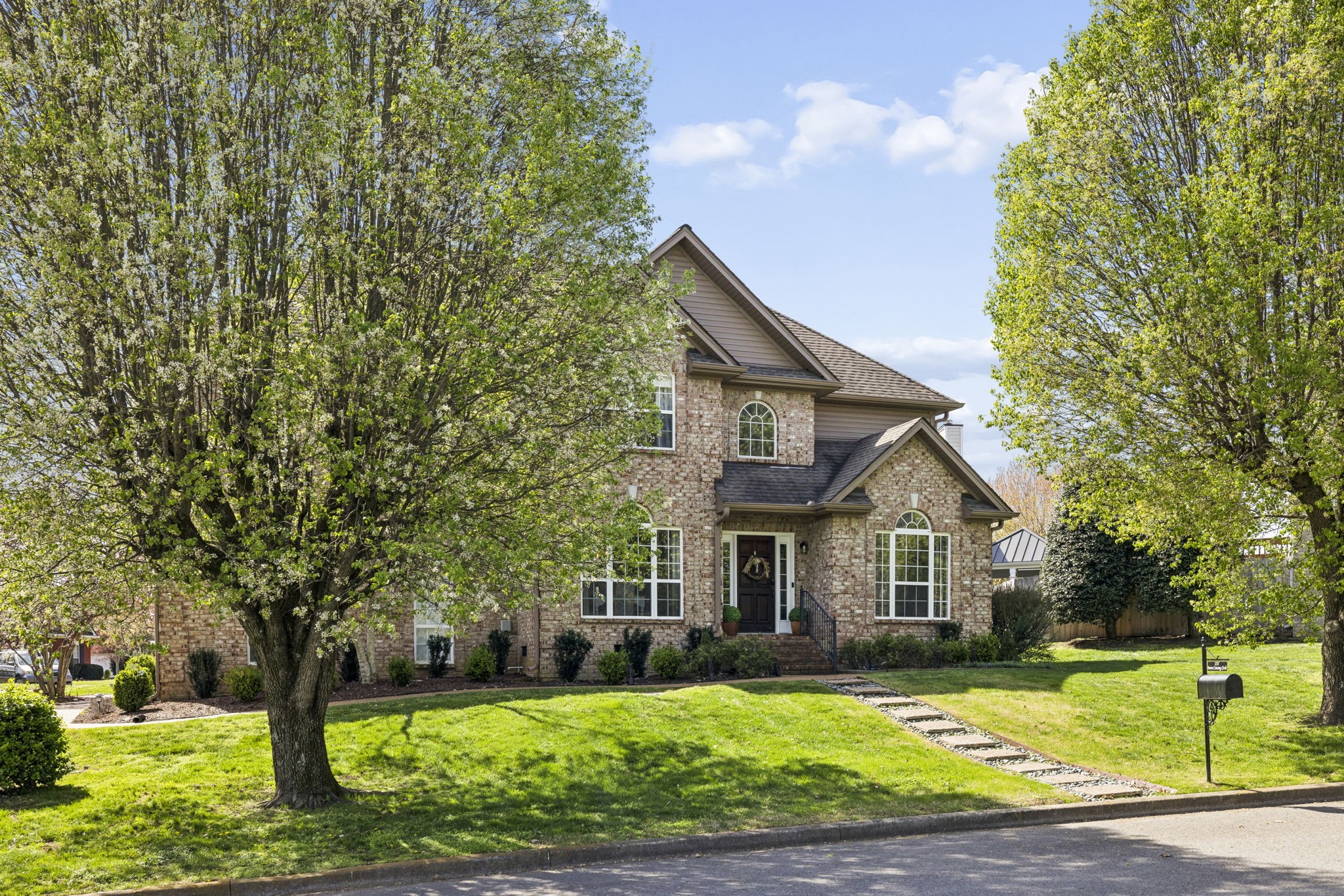 1727 Forrest Crossing Cir