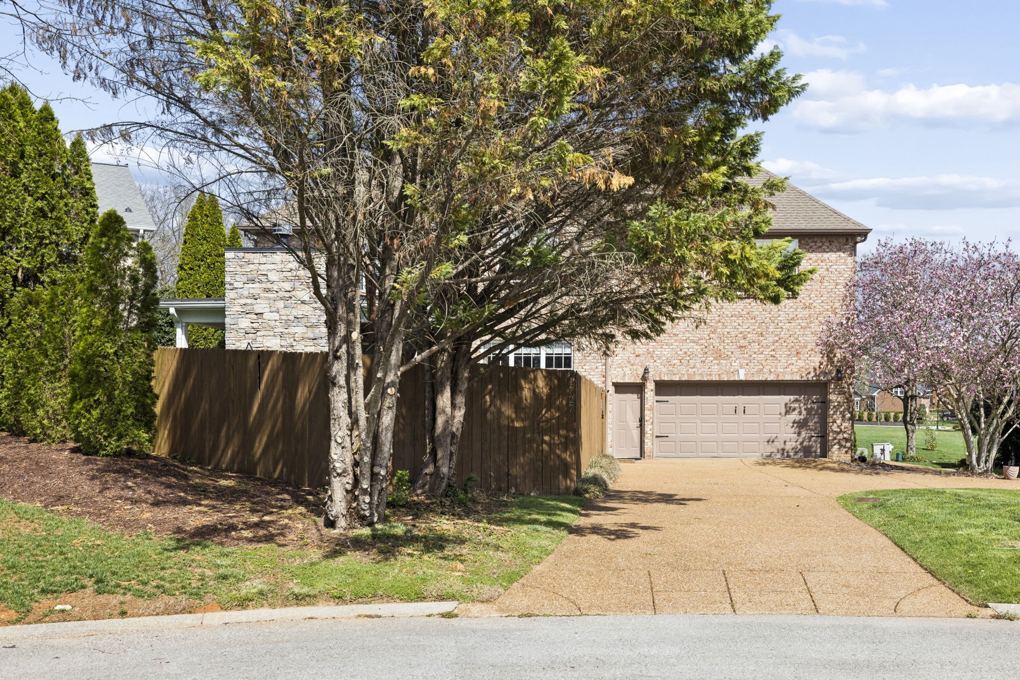 1727 Forrest Crossing Cir