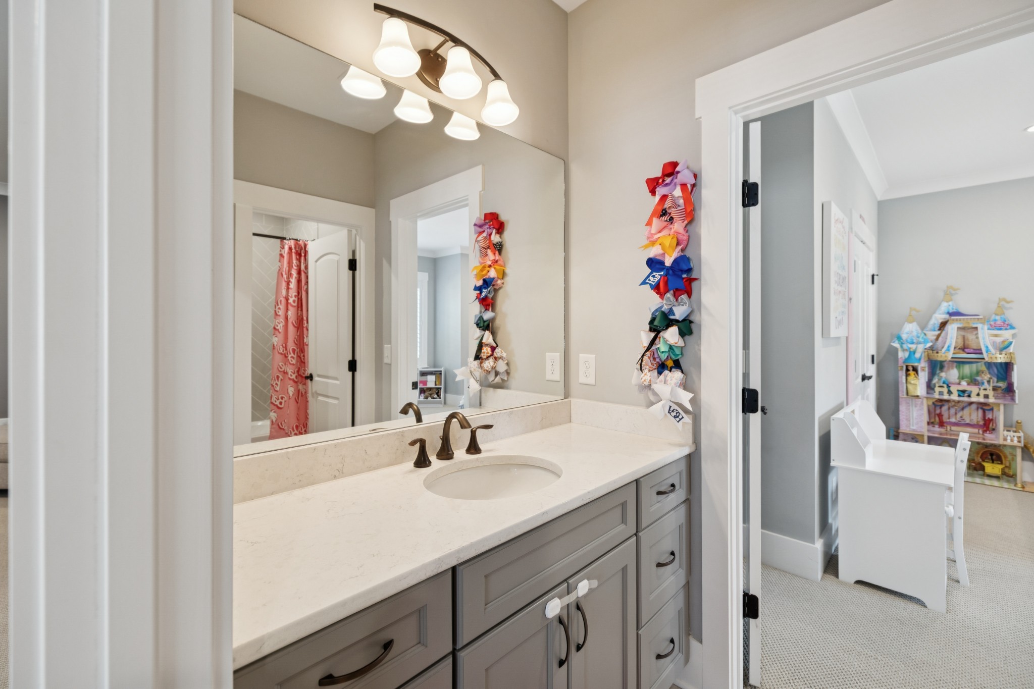 238 Bishops Gate Dr
