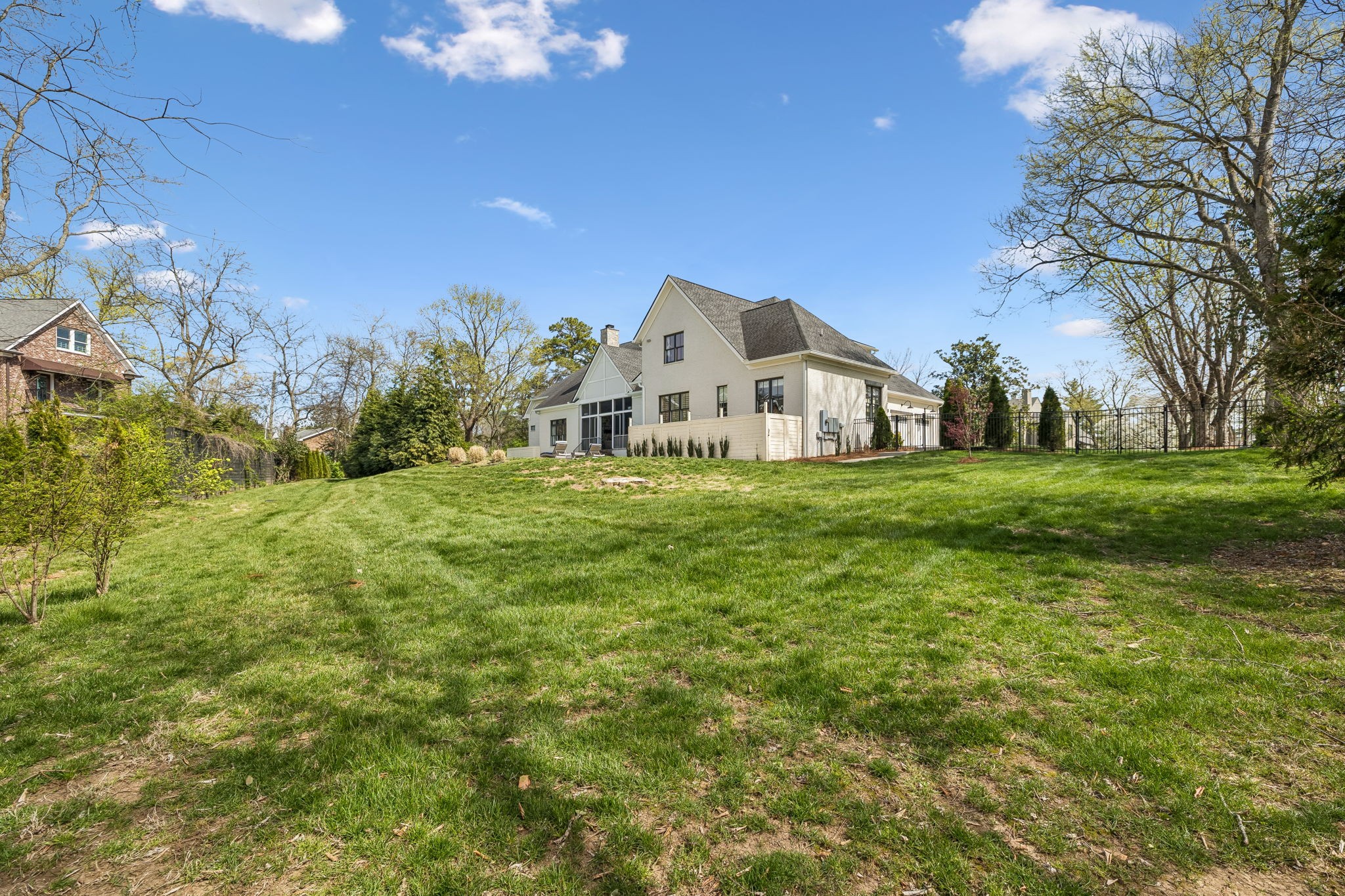 403 Cornwall Dr