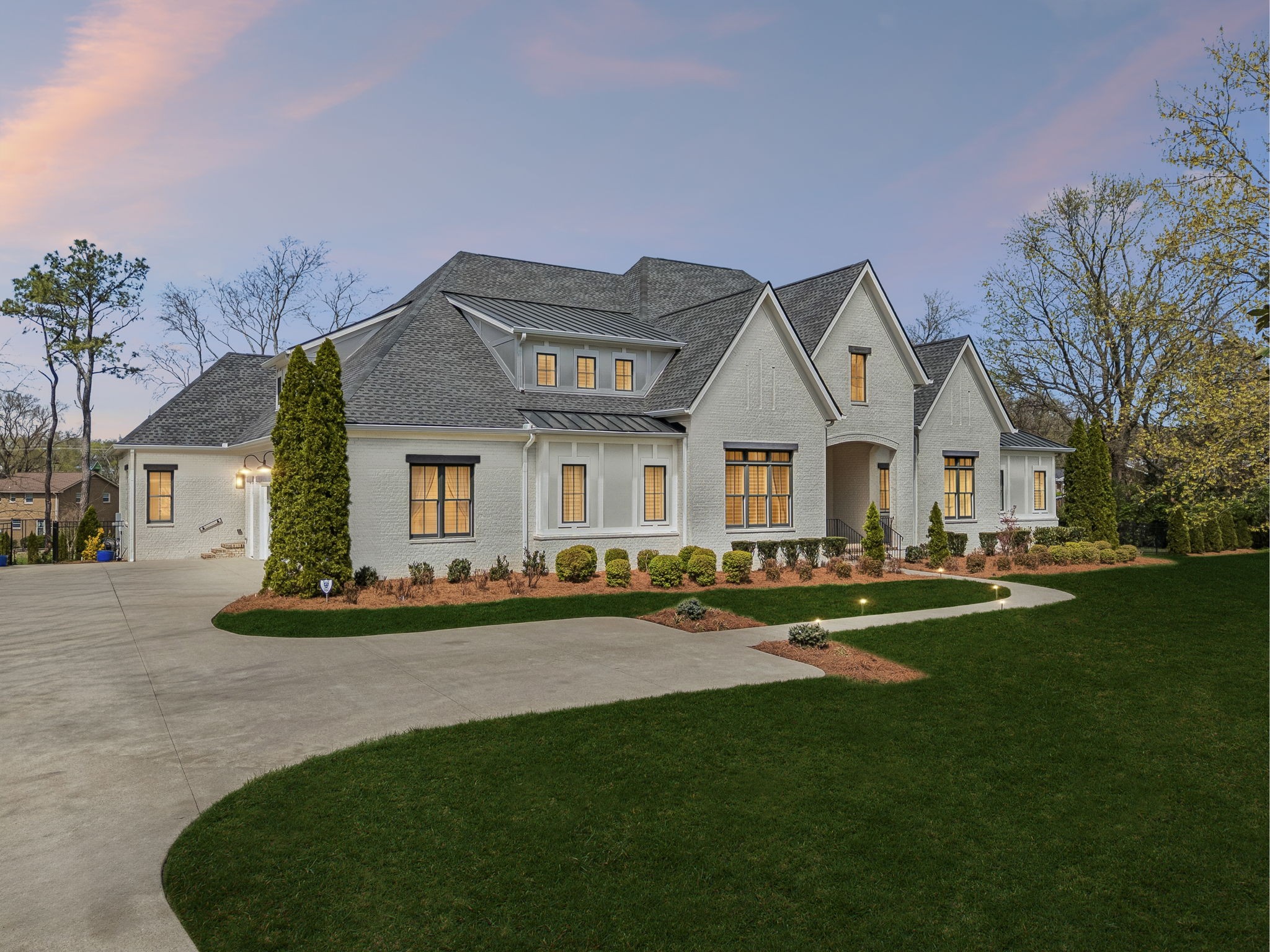 403 Cornwall Dr