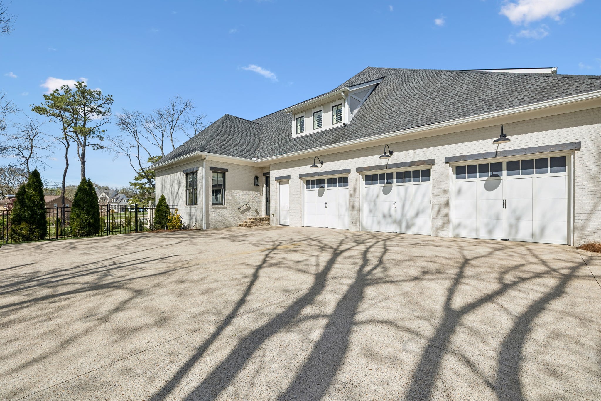 403 Cornwall Dr
