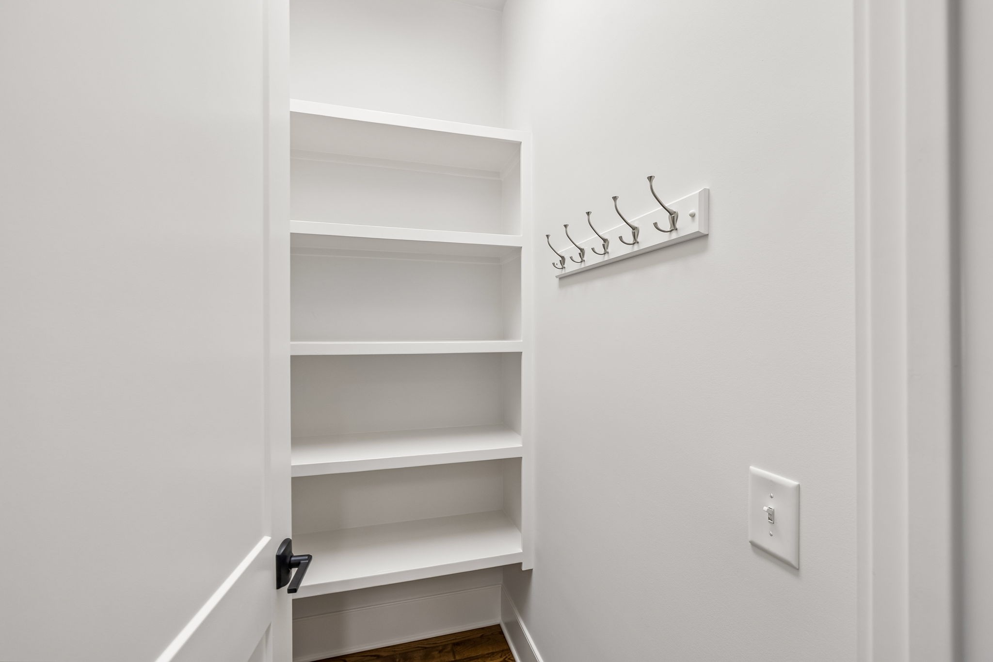 403 Cornwall Dr