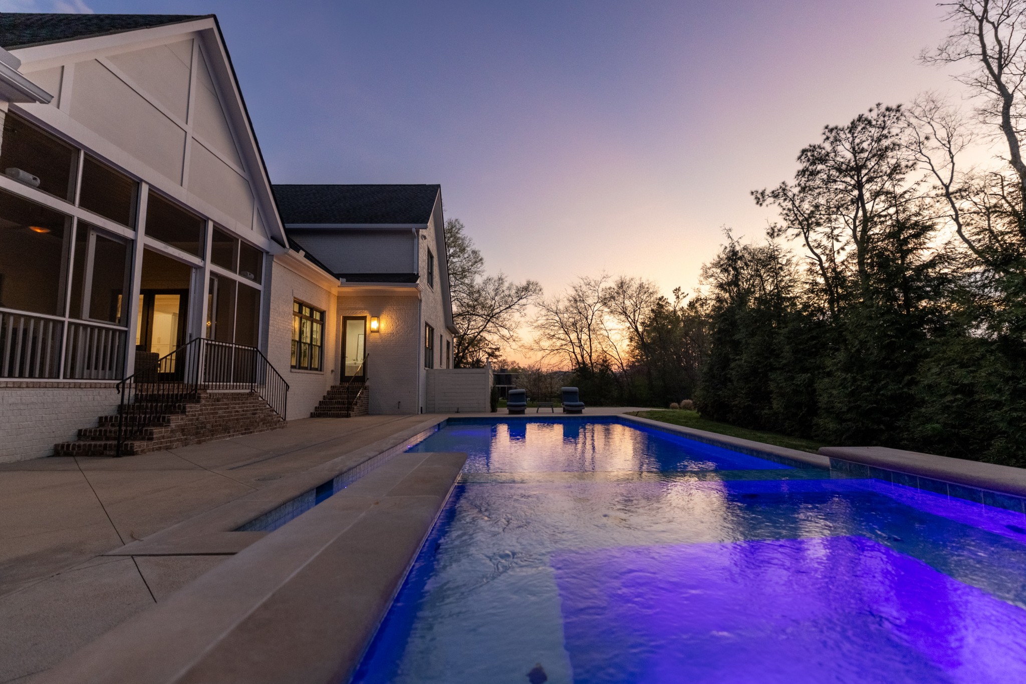 403 Cornwall Dr