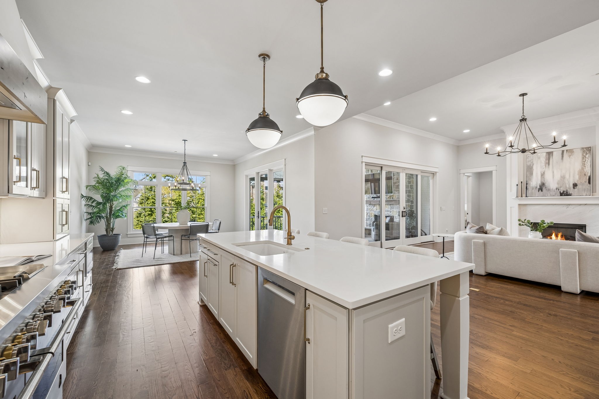 403 Cornwall Dr
