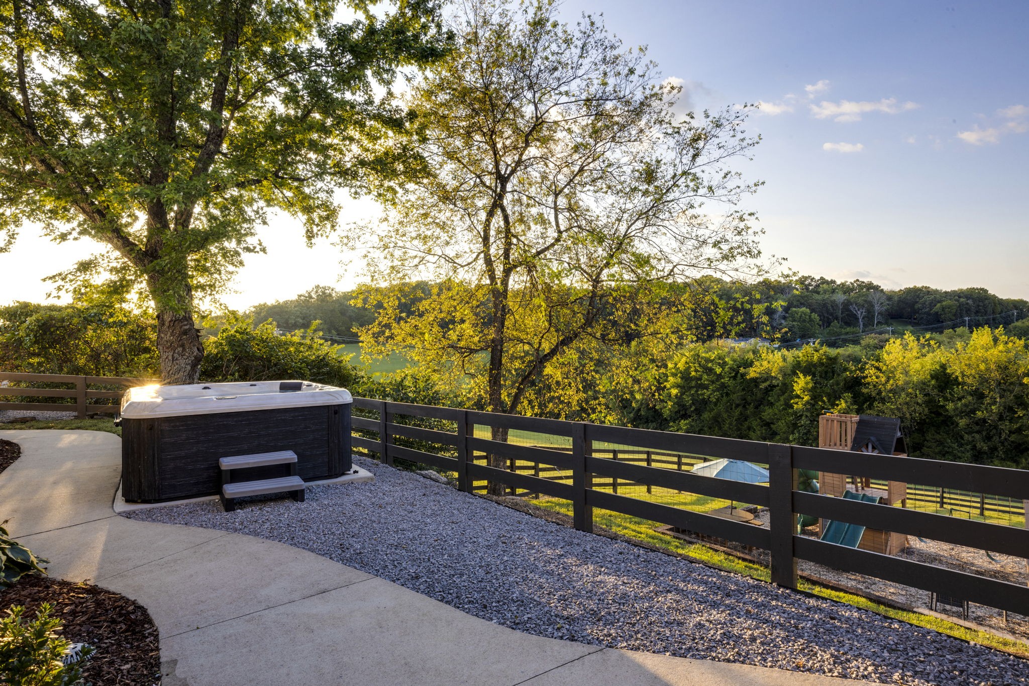 2700 Clayton Arnold Rd