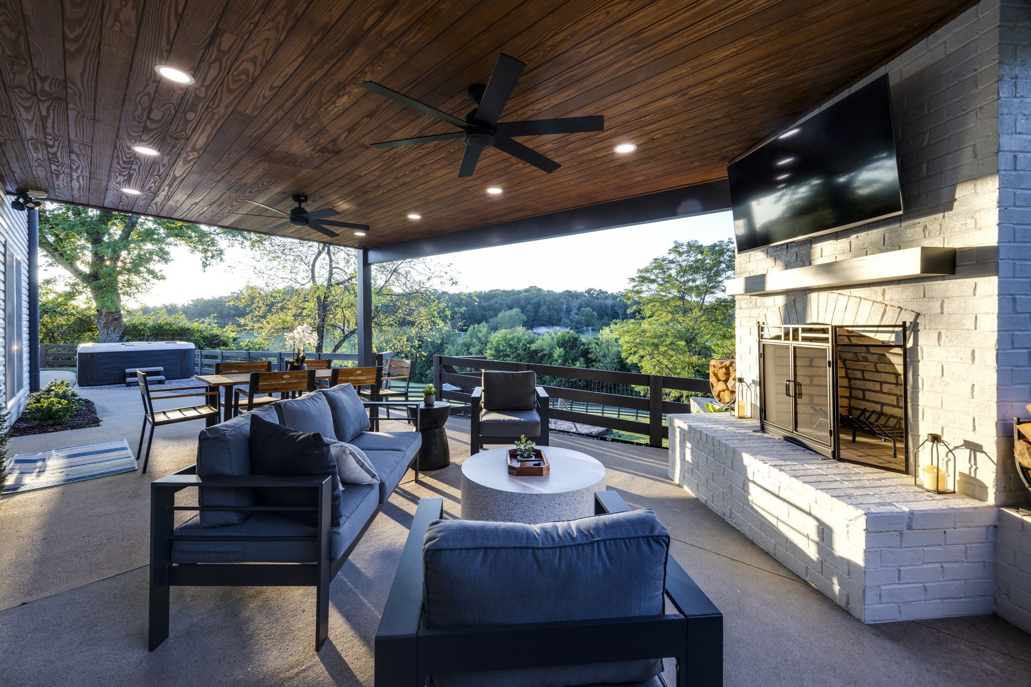 2700 Clayton Arnold Rd