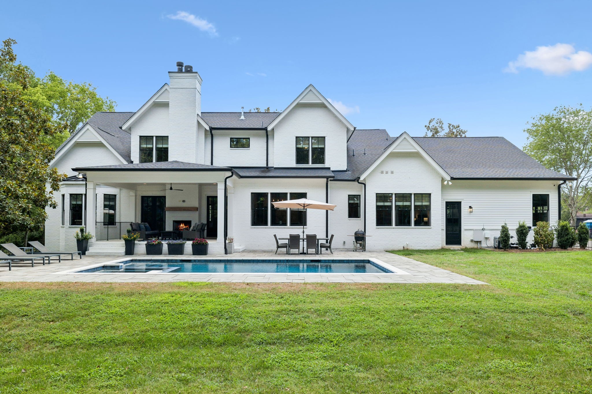 5116 Williamsburg Rd