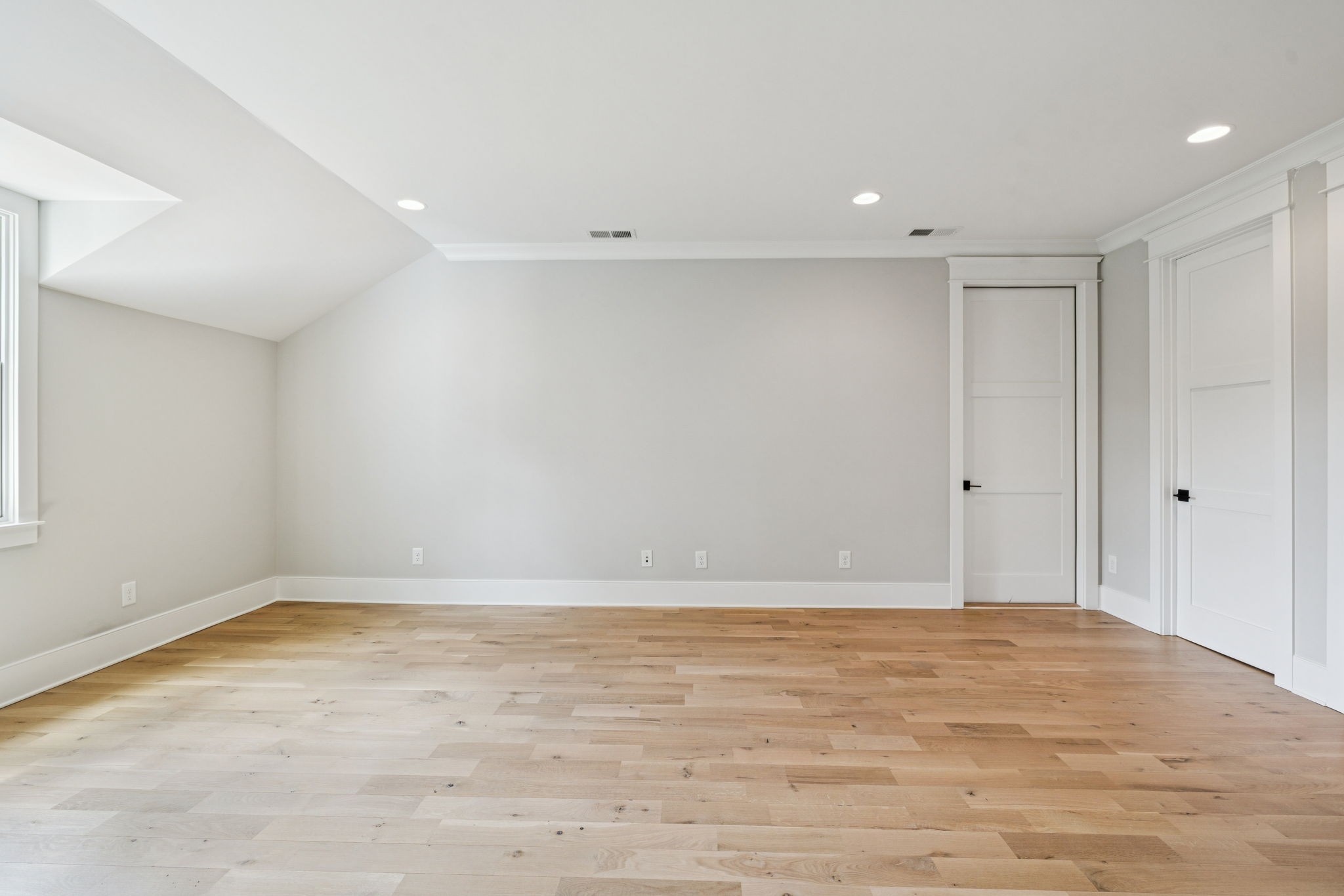 5116 Williamsburg Rd