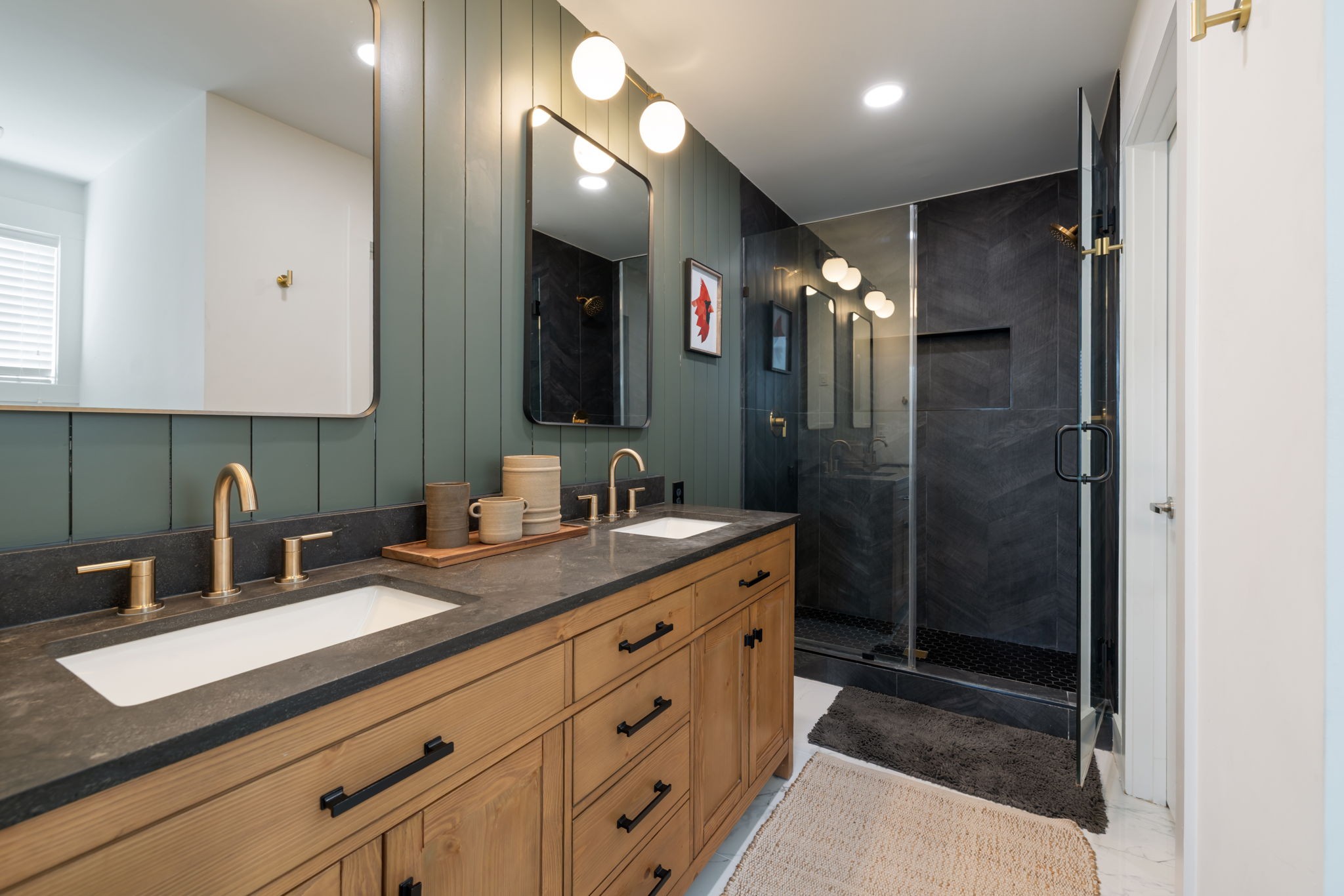 413 Van Buren St Unit: 101