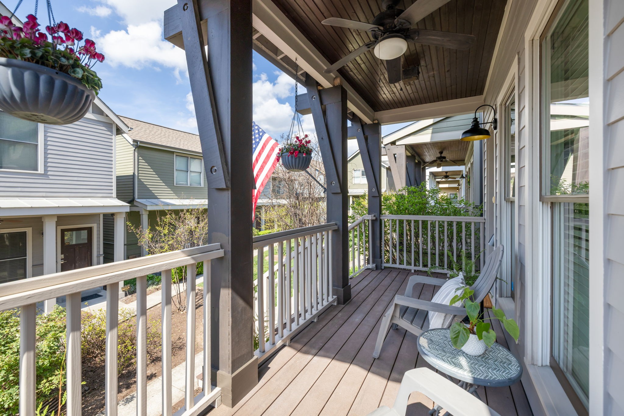 413 Van Buren St Unit: 101