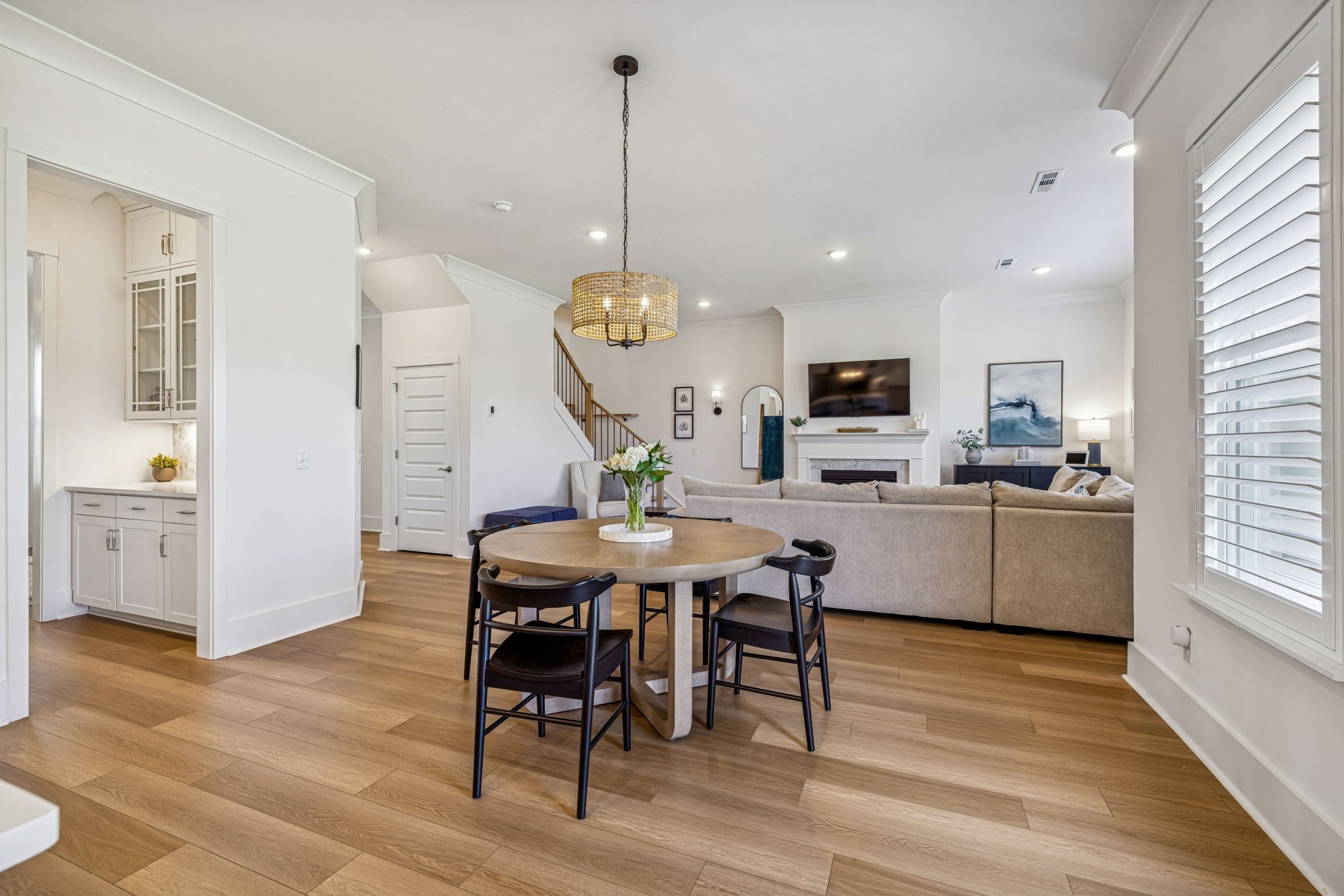 7283 Fiddlers Glen Dr