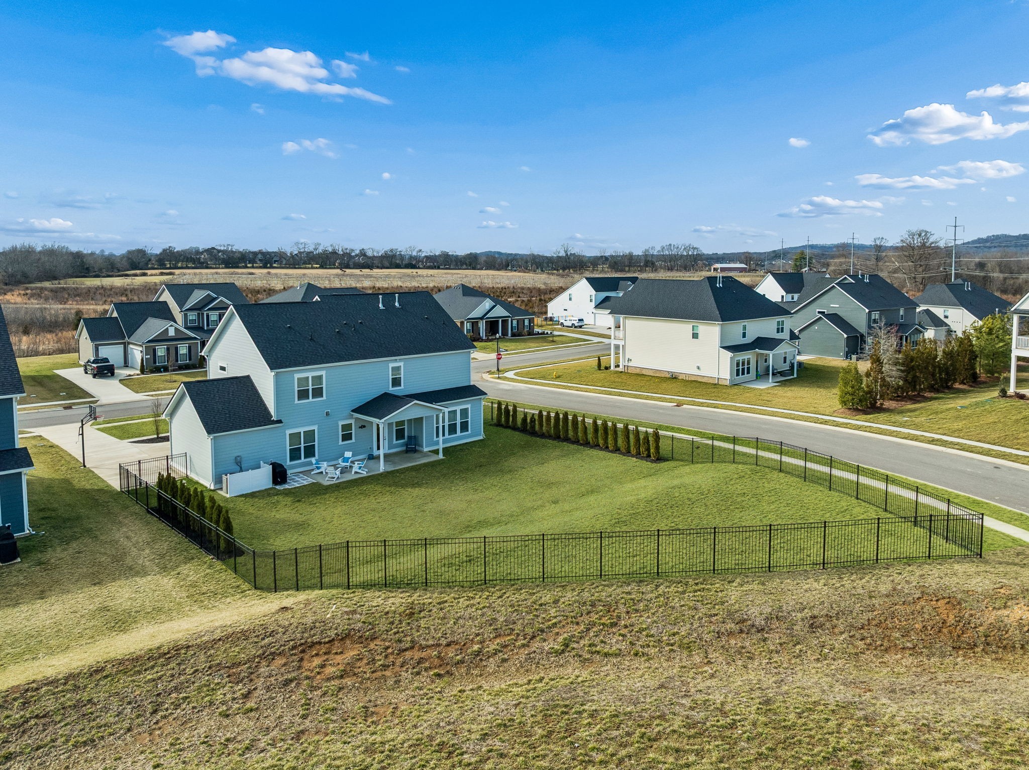 7283 Fiddlers Glen Dr
