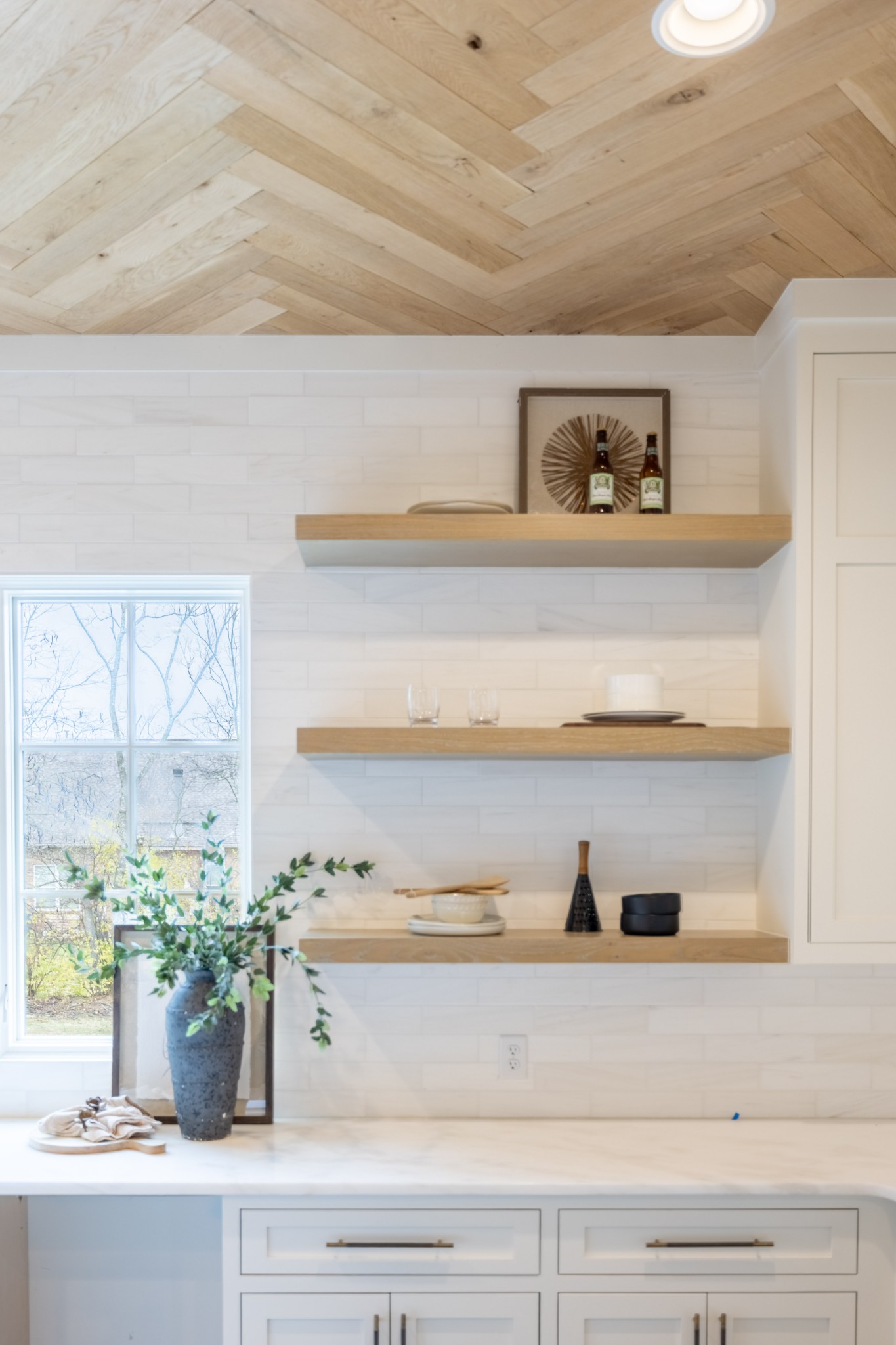 6035 Frazier Park Ln