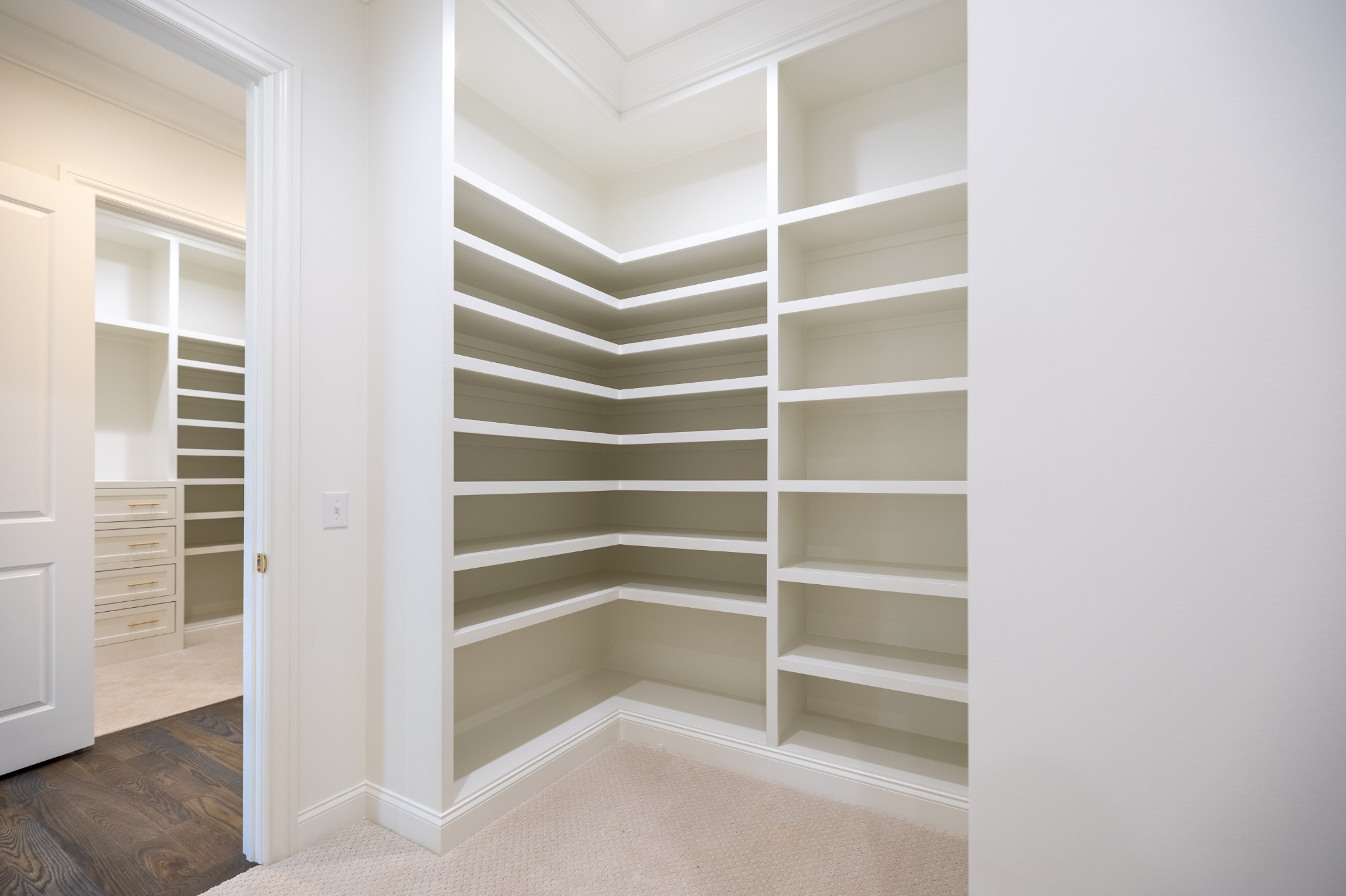 6035 Frazier Park Ln