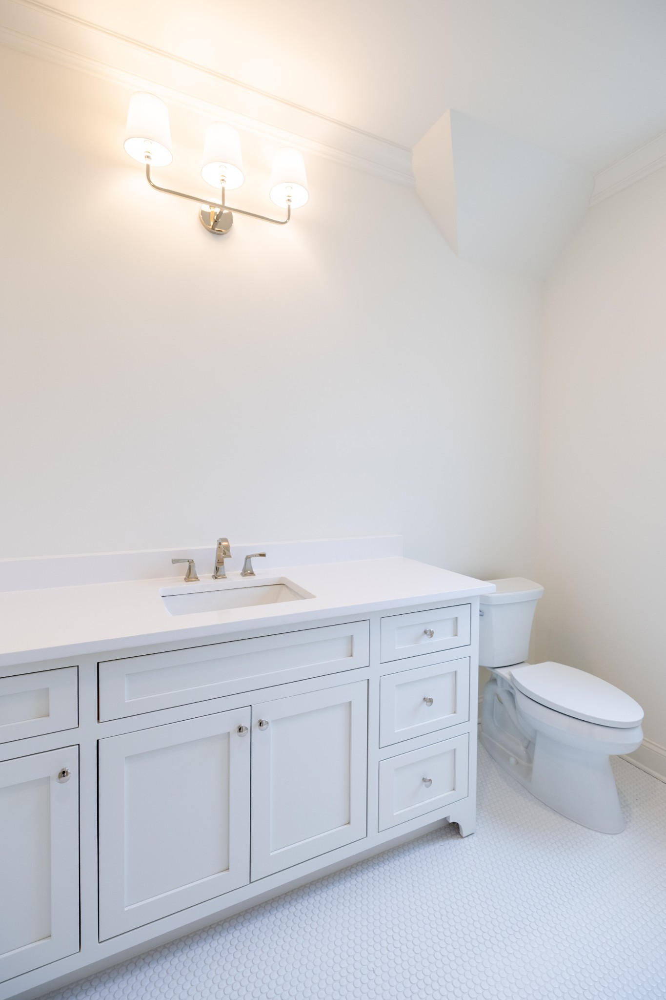 6035 Frazier Park Ln