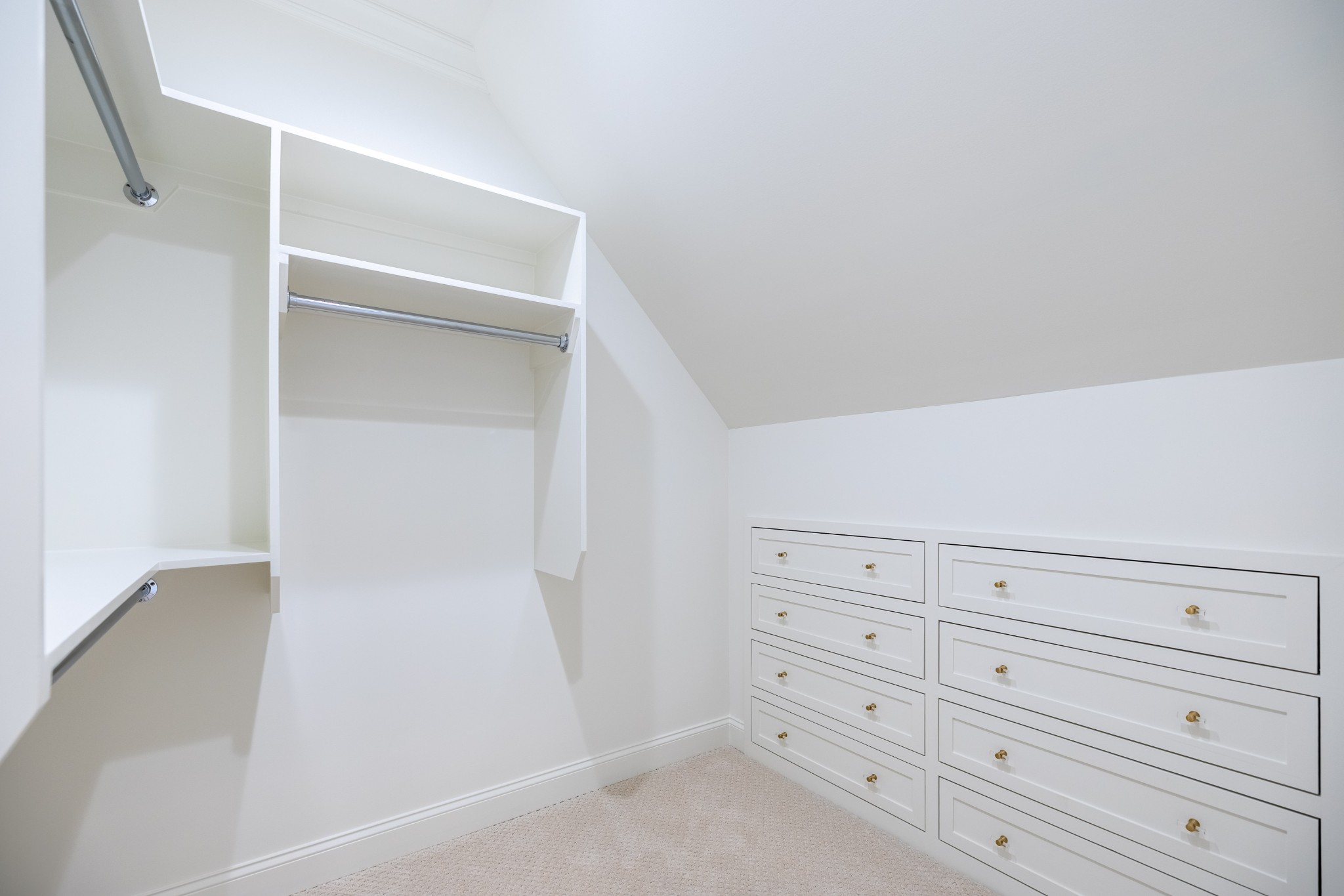 6035 Frazier Park Ln