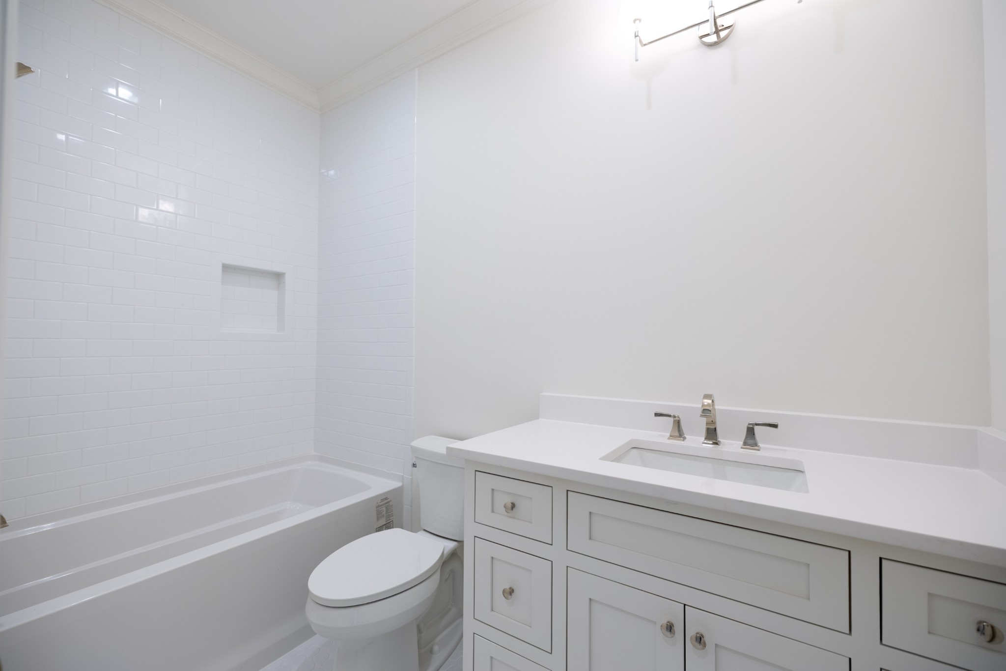 6035 Frazier Park Ln