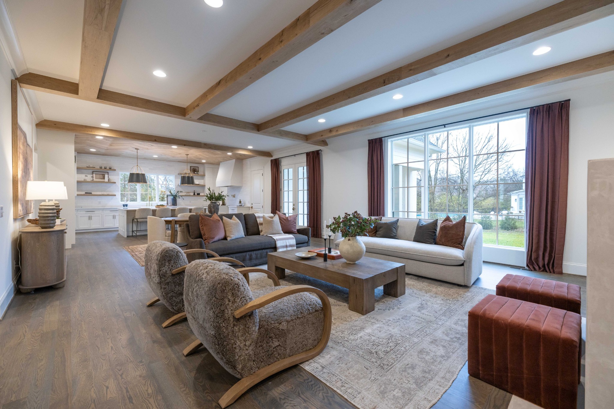 6035 Frazier Park Ln